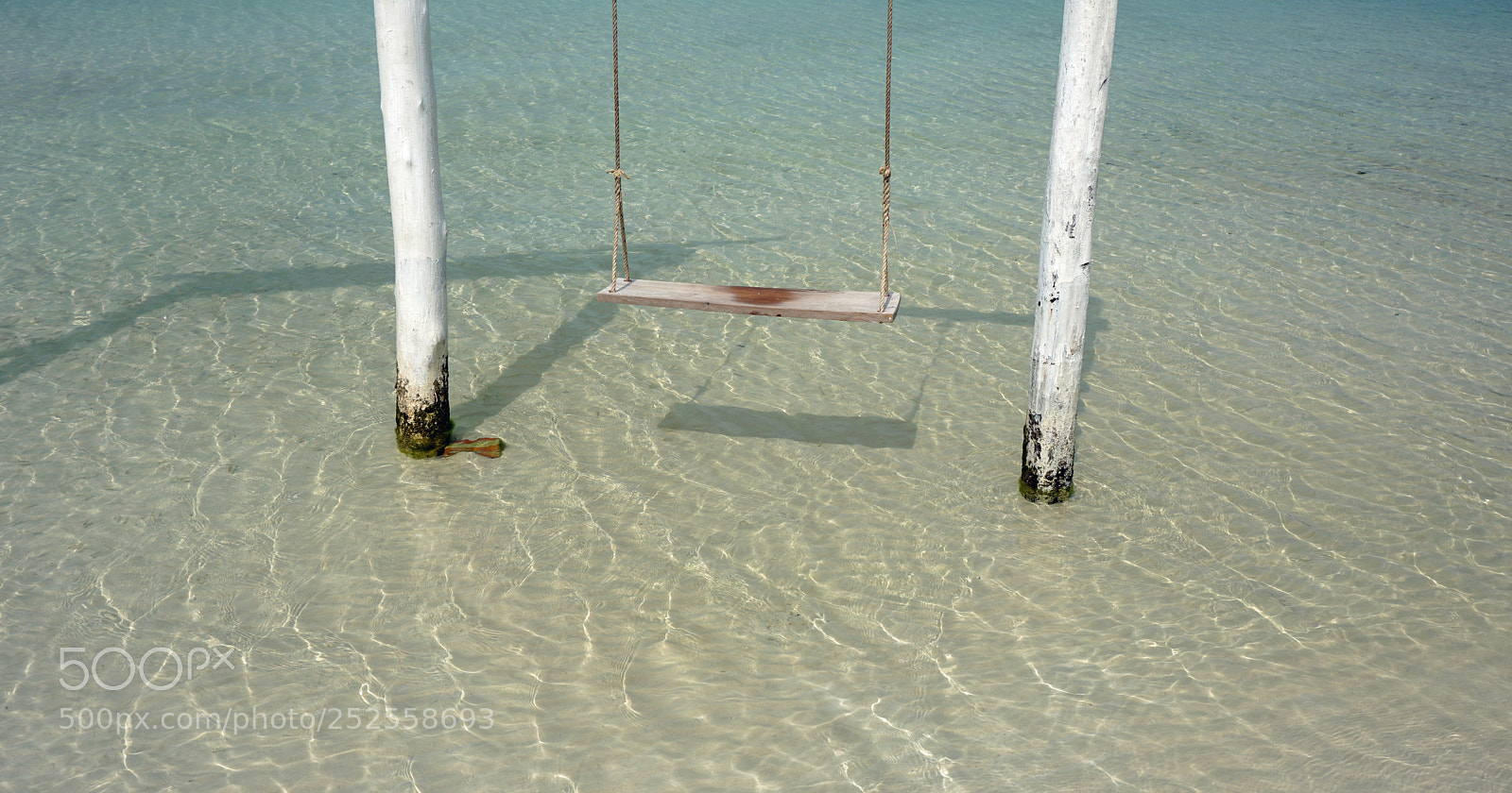Sony a6000 sample photo. Beach swing photography