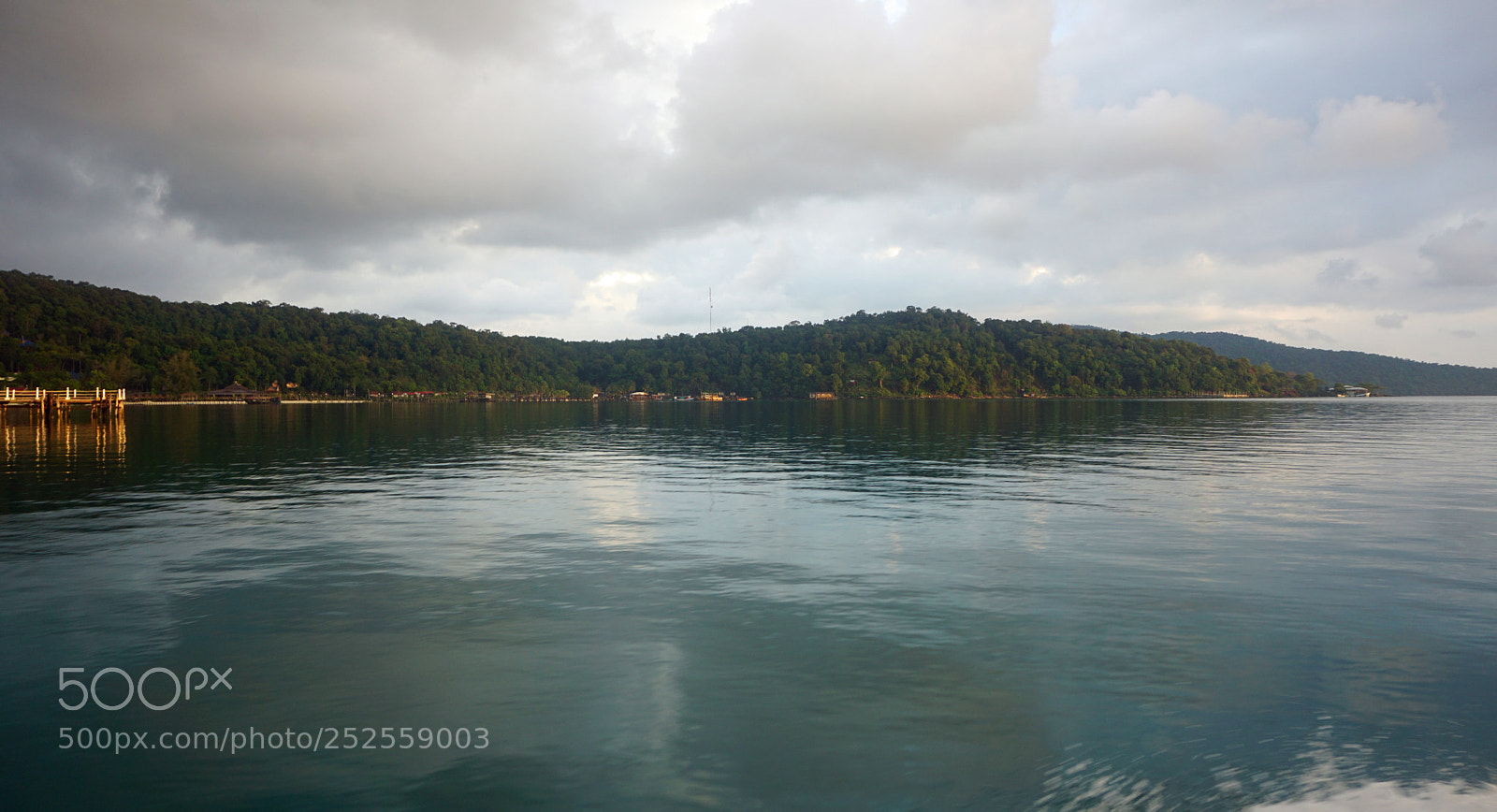 Sony a6000 sample photo. Sunrise over tropical island photography