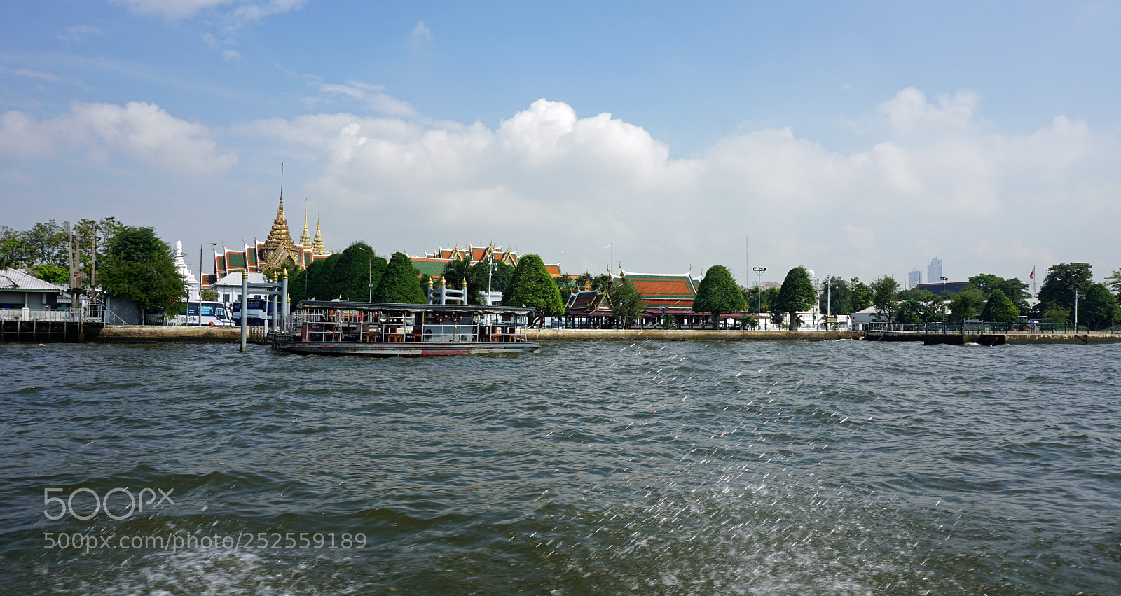 Sony a6000 sample photo. Chao praya river photography