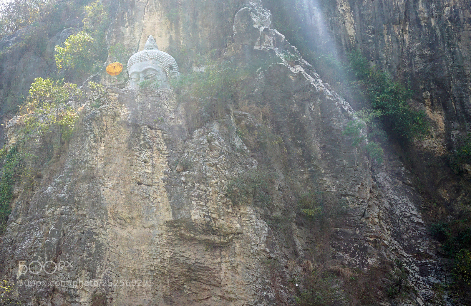 Sony a6000 sample photo. Phnom sampeau bat cave photography