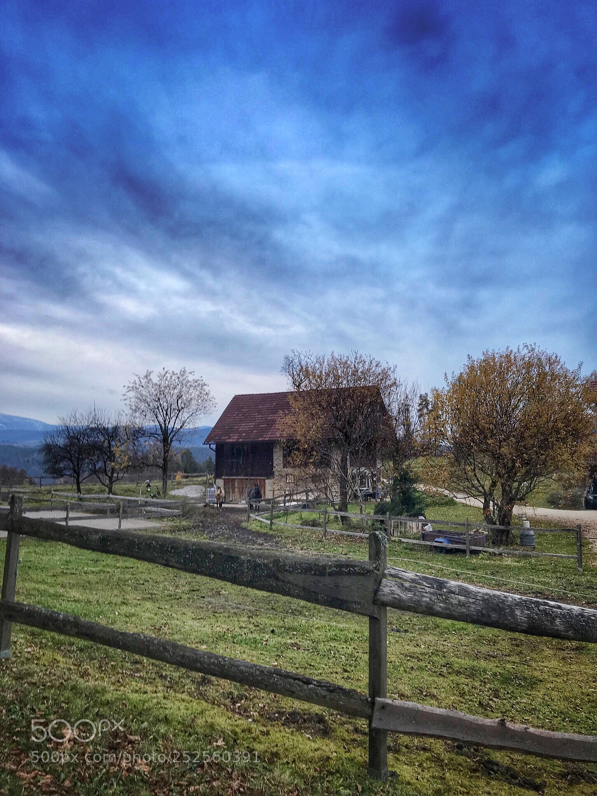 Apple iPhone 7 Plus sample photo. Little house on the photography