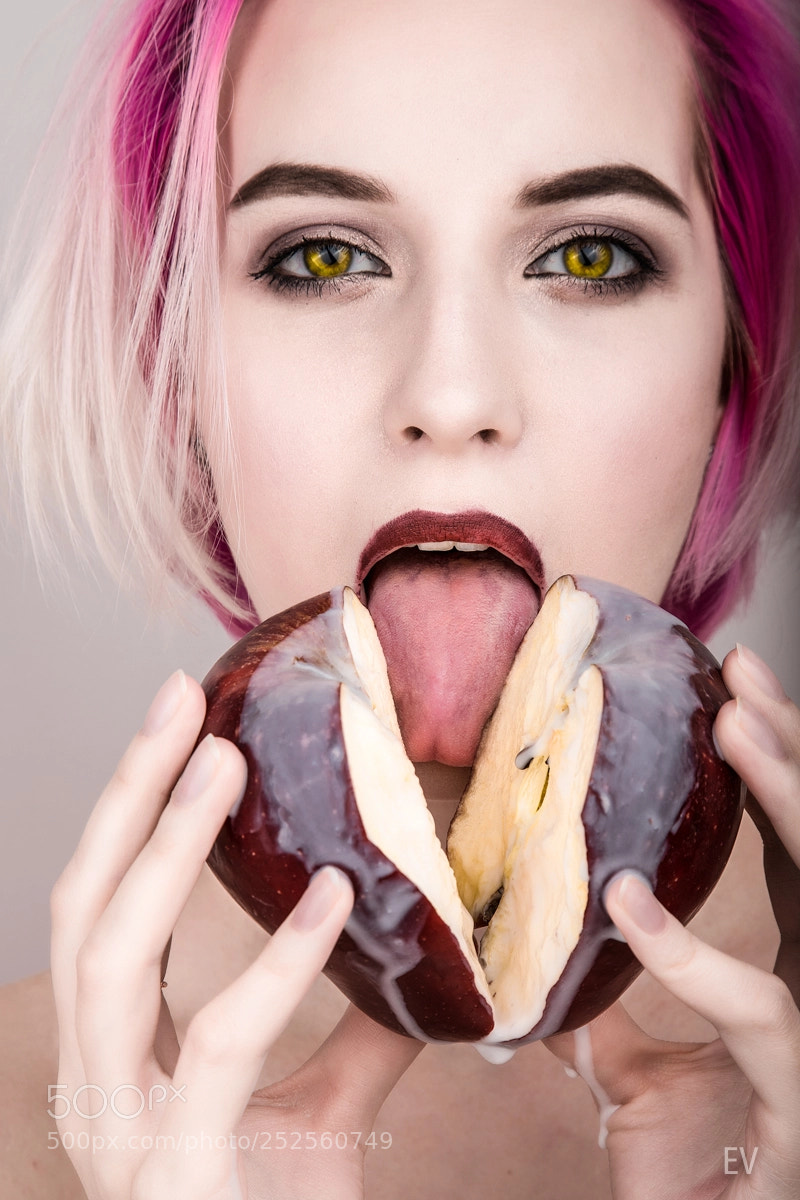 Canon EOS 6D Mark II sample photo. Taste photography