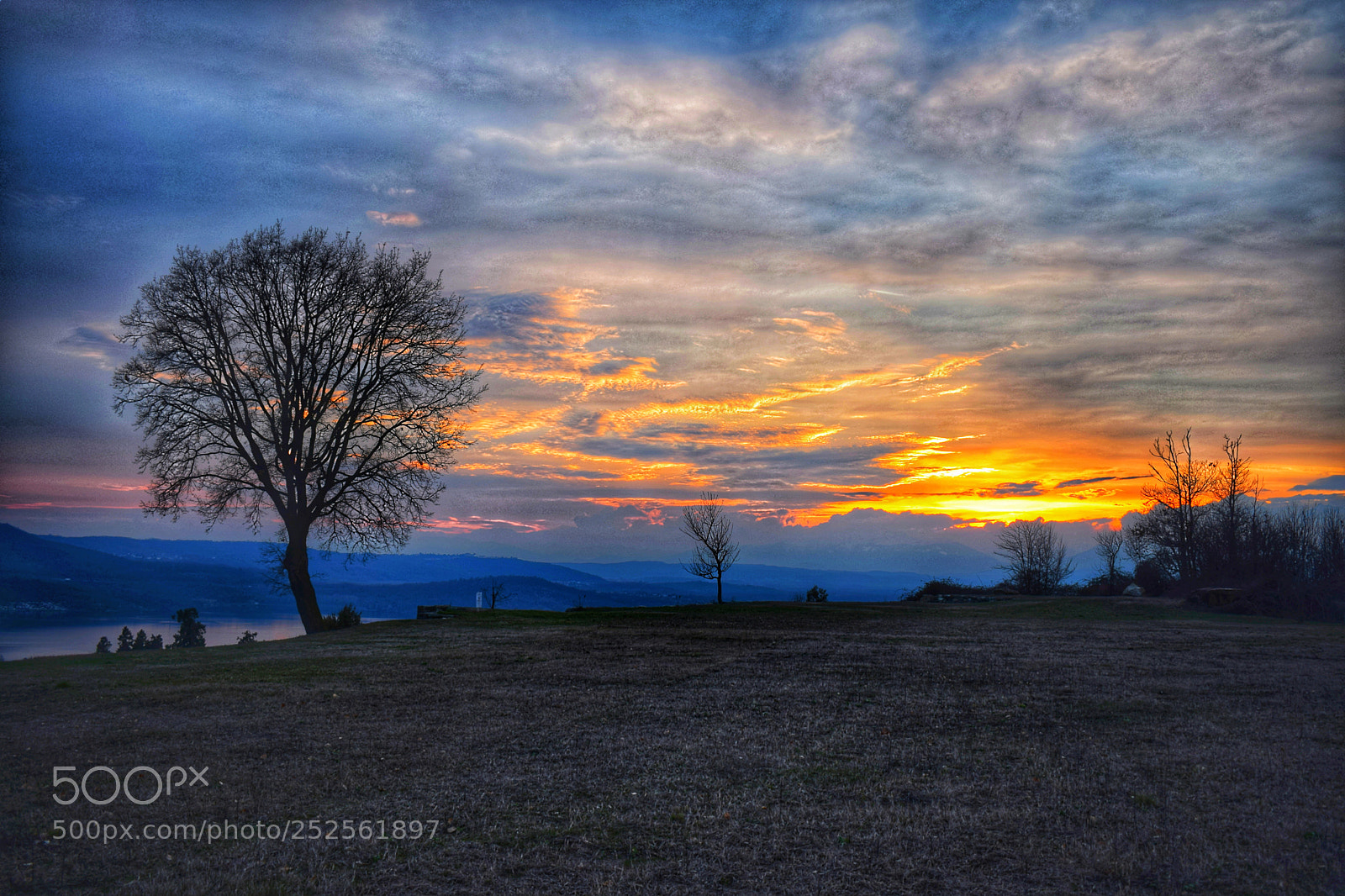 Nikon D3300 sample photo. A cloudy sunset photography