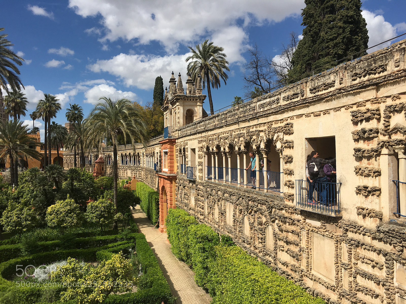 Apple iPhone 6s sample photo. Alcazar de sevilla photography