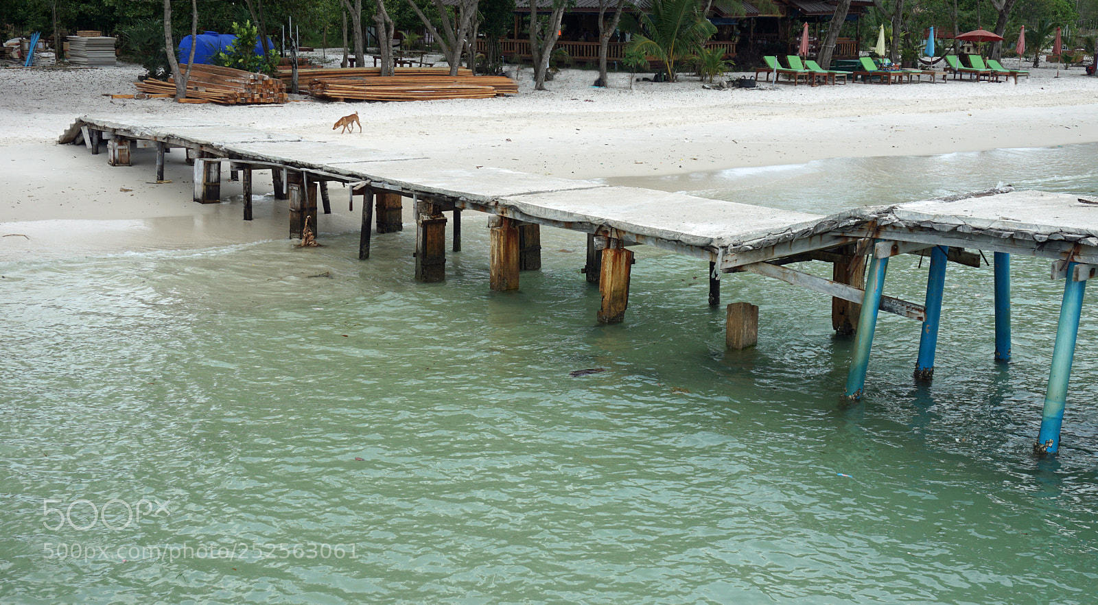 Sony a6000 sample photo. Rotten jetty photography