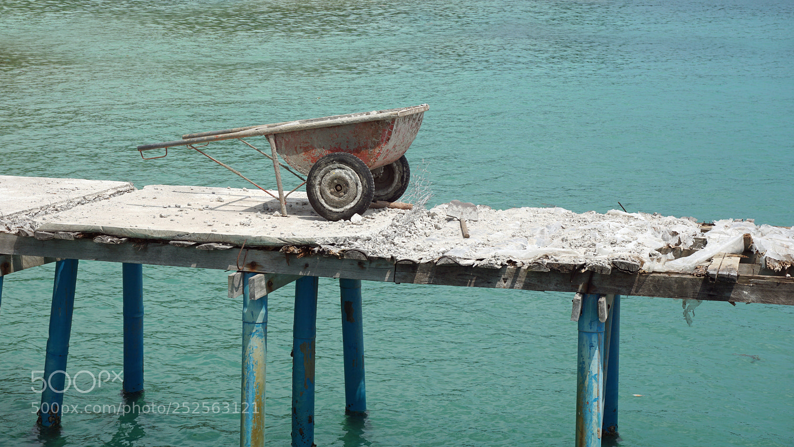 Sony a6000 sample photo. Rotten jetty photography