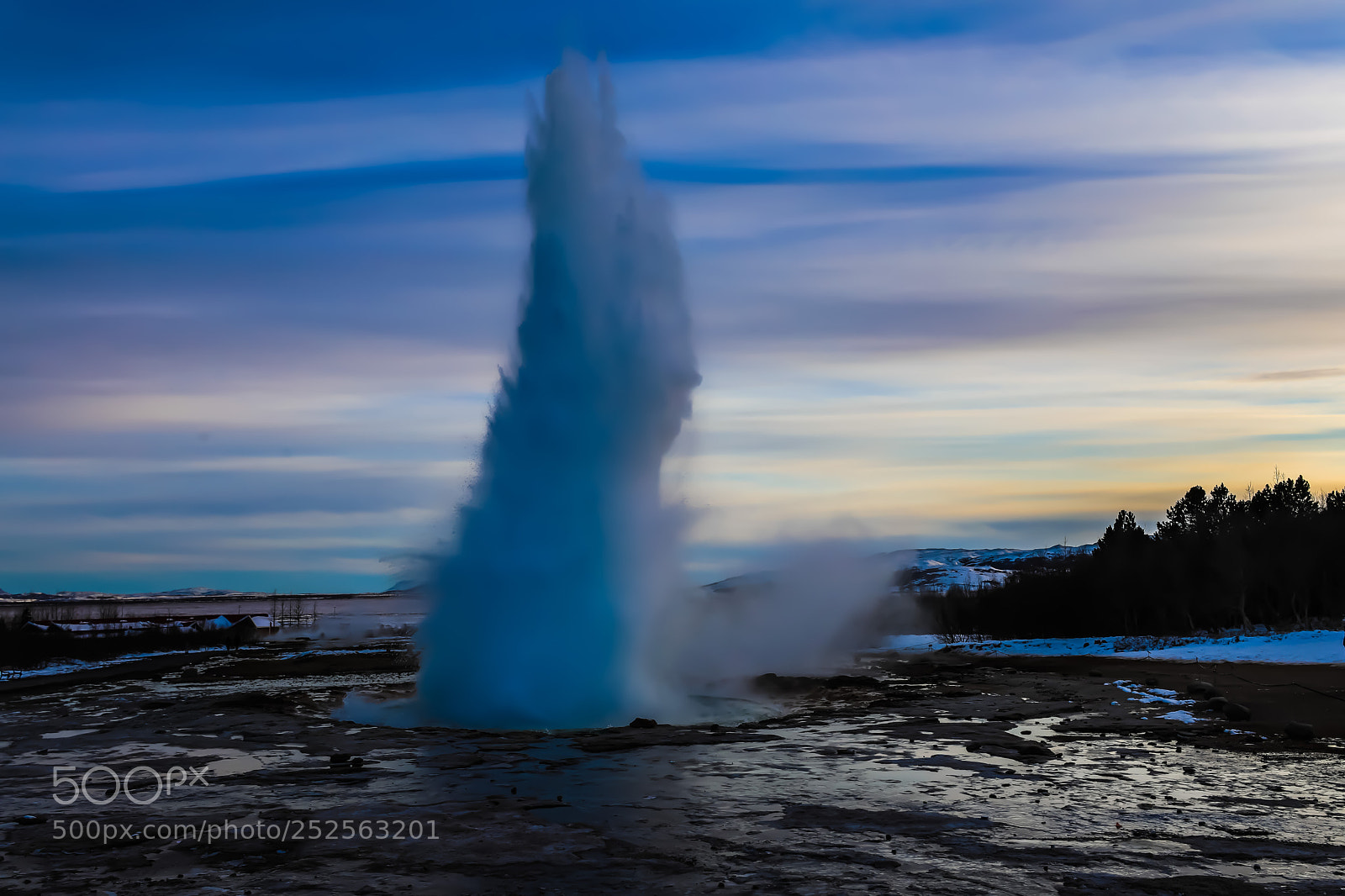Canon EOS 5D Mark IV sample photo. Geysir photography