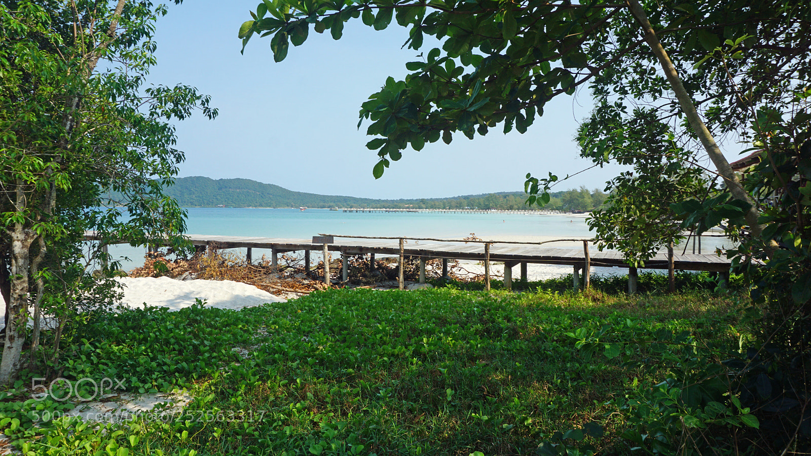 Sony a6000 sample photo. Jetty on koh rong photography