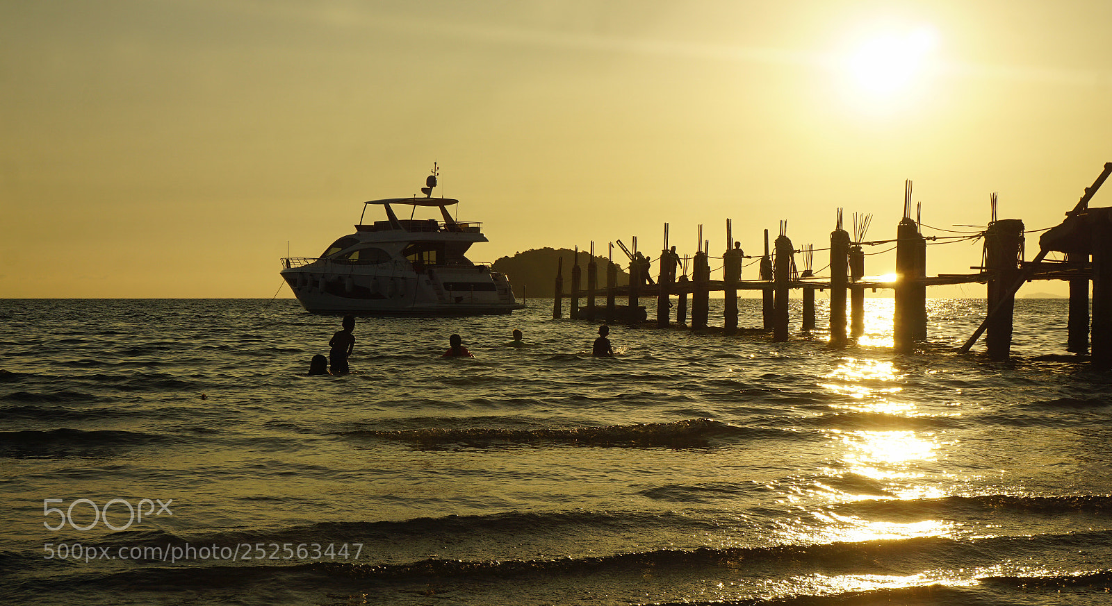 Sony a6000 sample photo. Wooden jetty in the photography