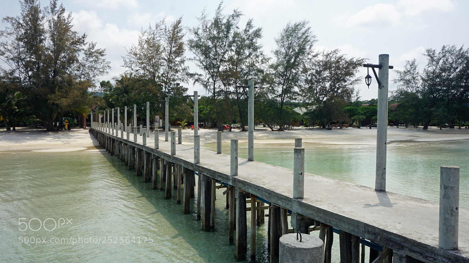 Sony a6000 sample photo. Jetty on koh rong photography