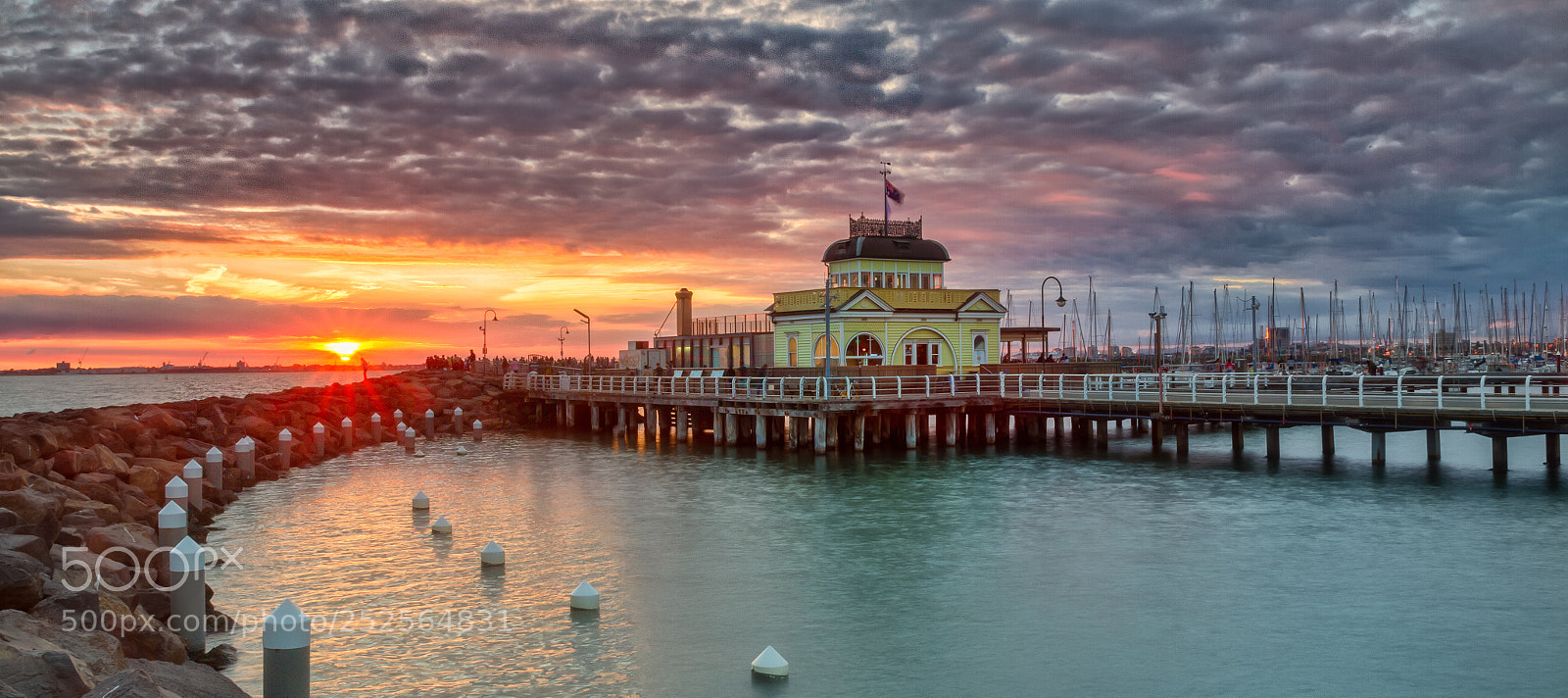 Canon EOS 7D sample photo. St kilda pier photography