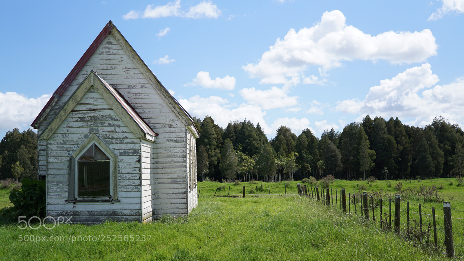 Sony a6000 sample photo. Church photography