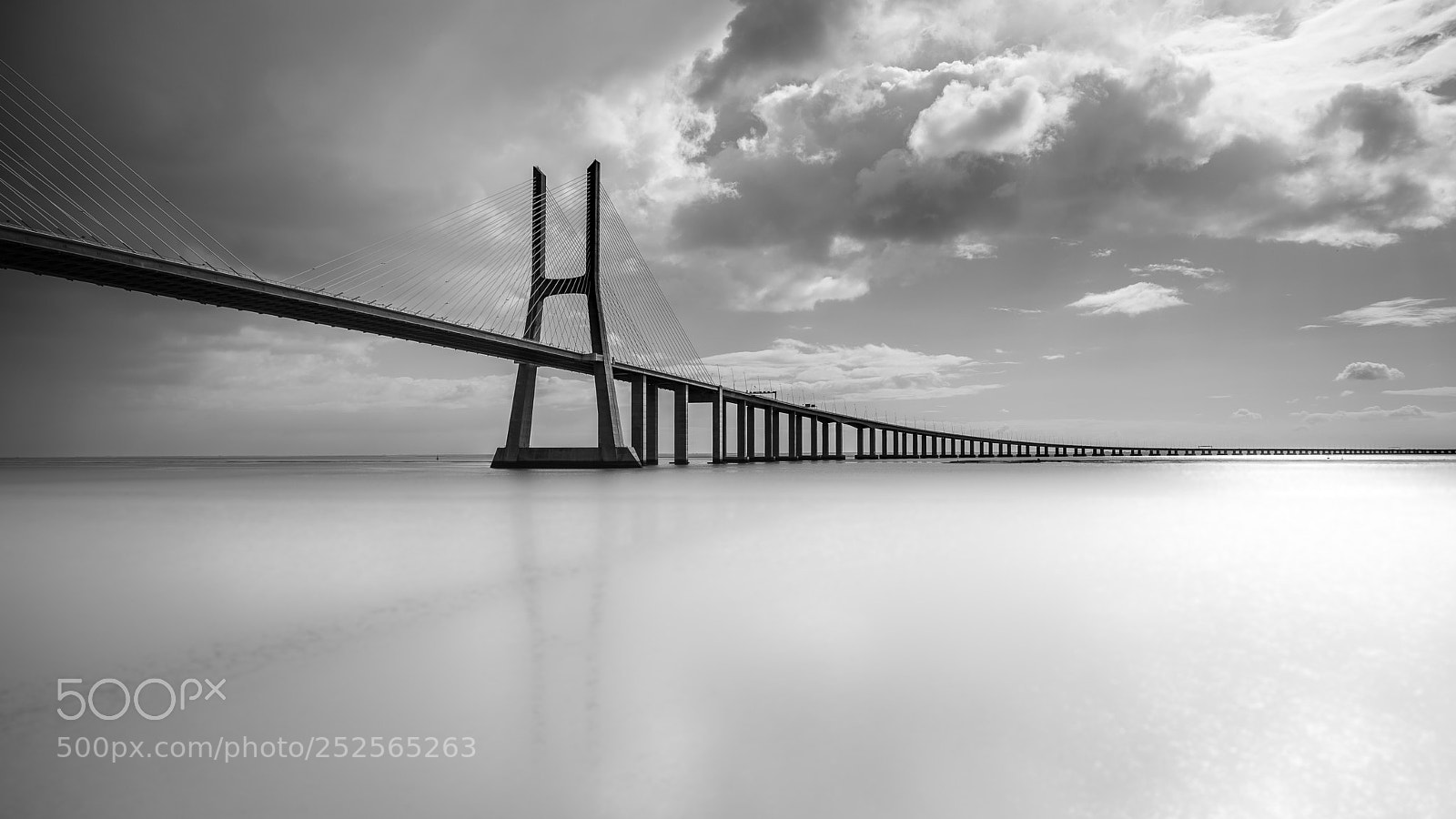 Canon EOS 5D Mark IV sample photo. Ponte vasco da gama photography