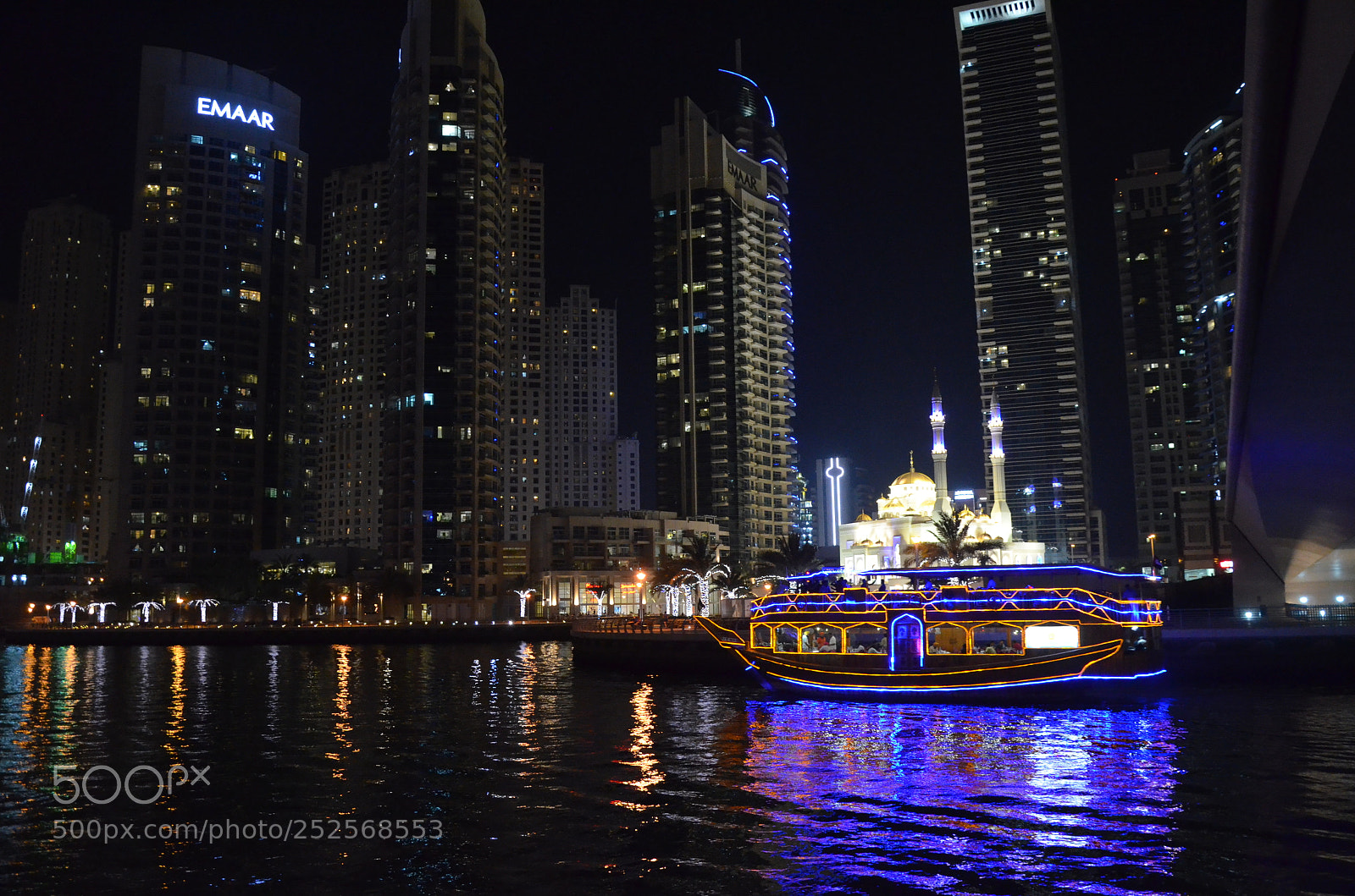 Nikon D5100 sample photo. Dubai marina photography