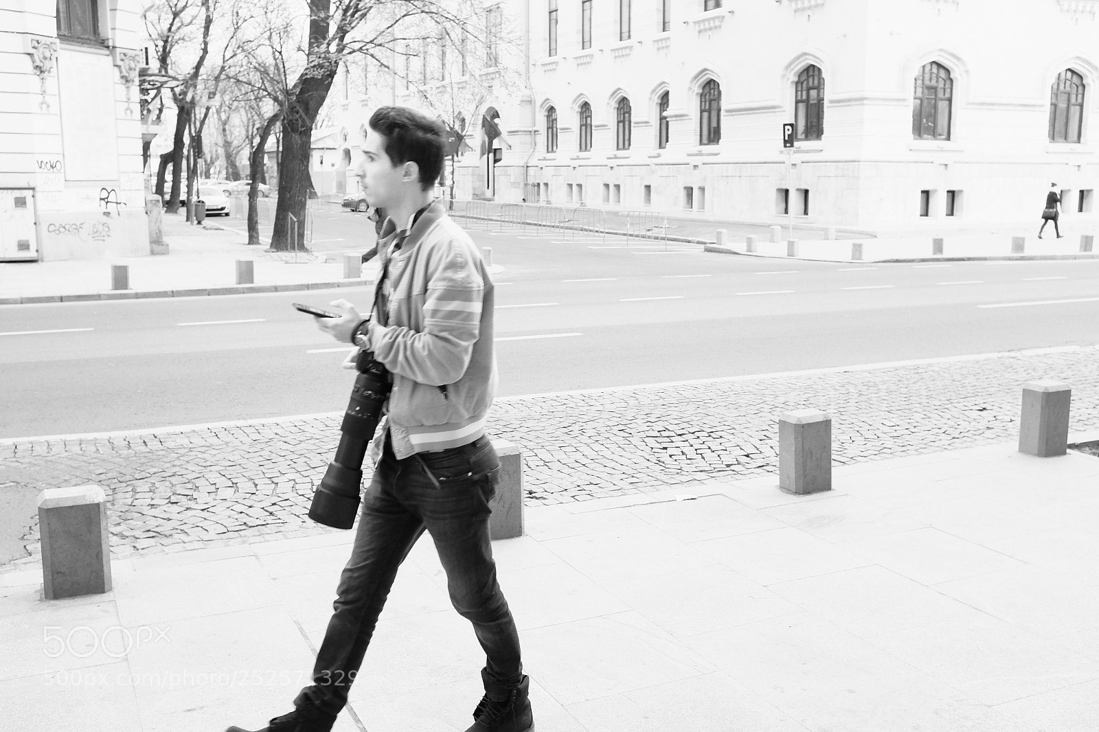 Fujifilm X100S sample photo. Big gun and target photography