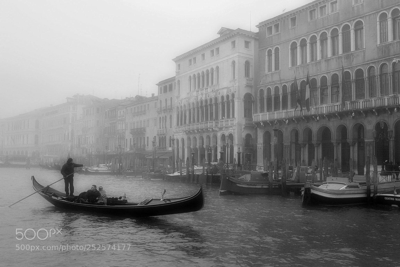 Nikon D7000 sample photo. Winter fog in venice photography
