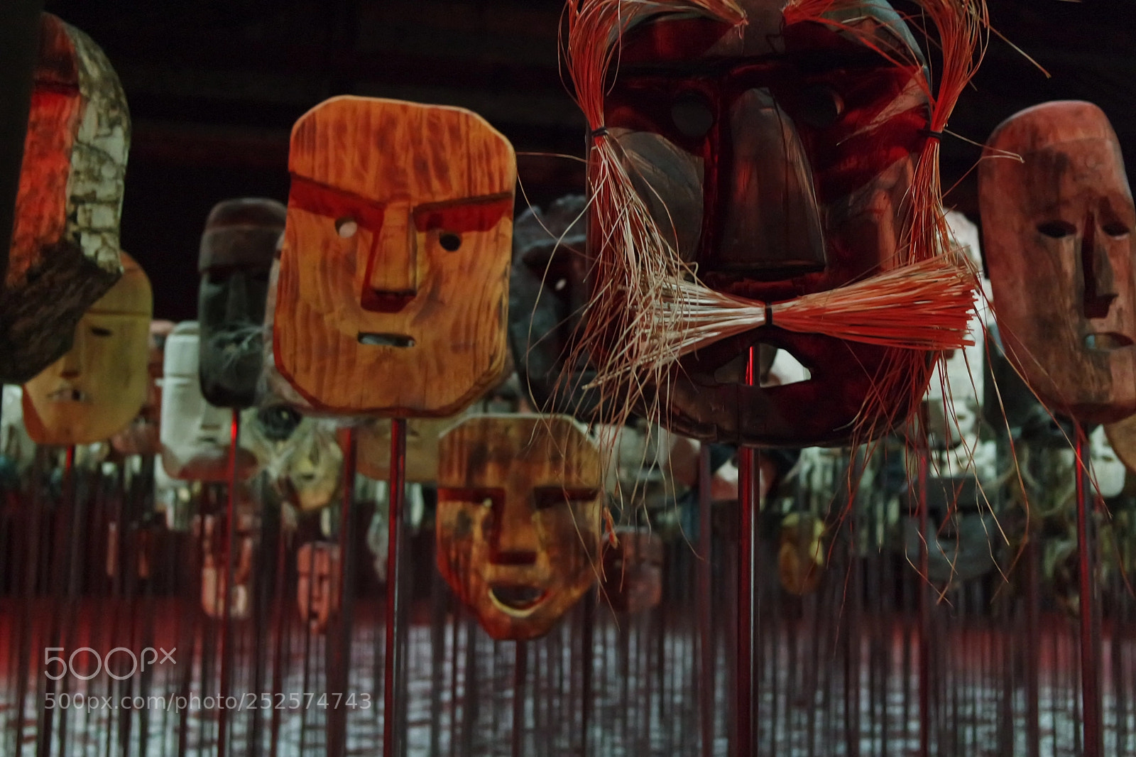 Samsung NX3000 sample photo. Masks photography