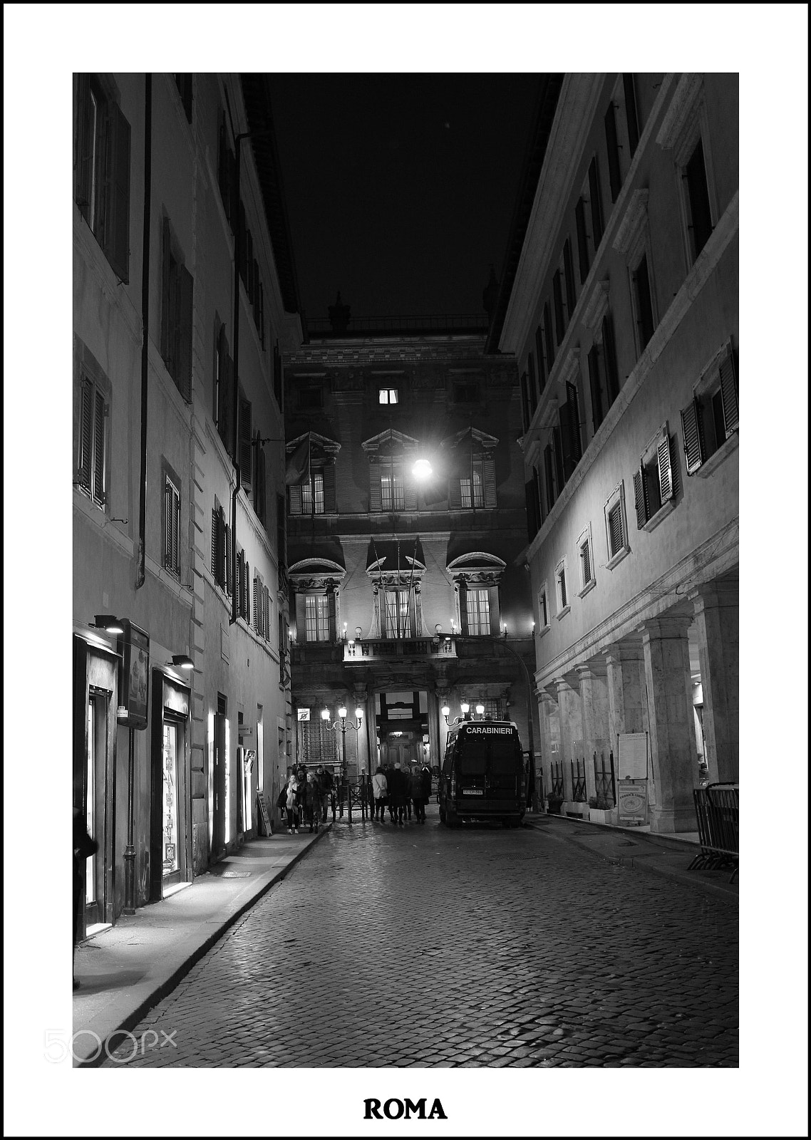 Canon EF-S 18-55mm F3.5-5.6 IS sample photo. Nigth in roma photography