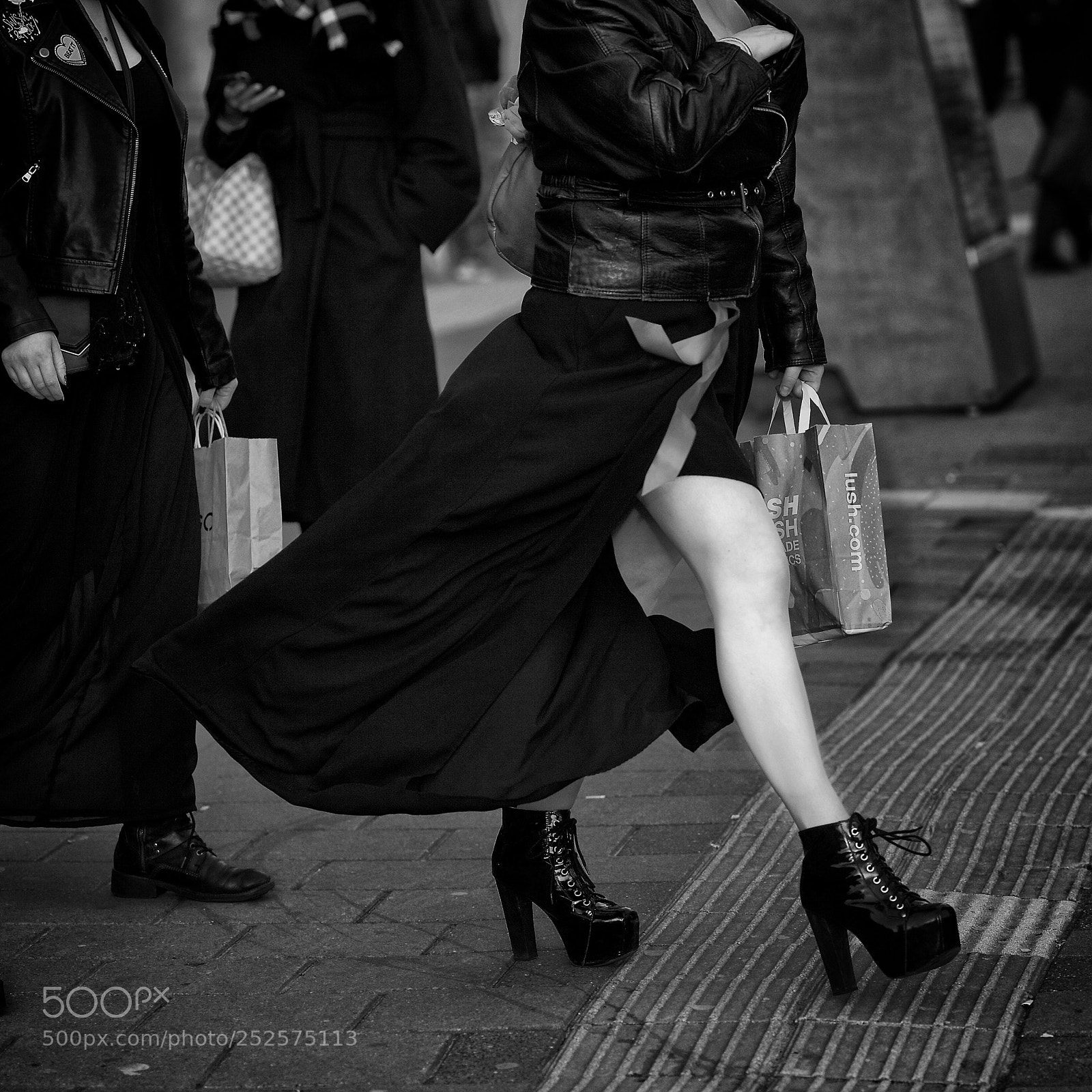 Canon EOS 5D Mark II sample photo. Amsterdam streetlife photography