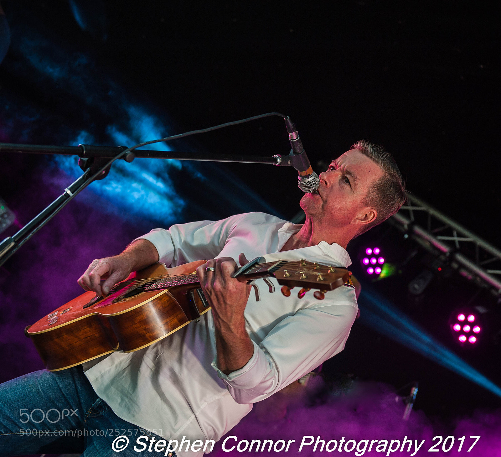 Nikon D3 sample photo. Hayfest 2017 photography
