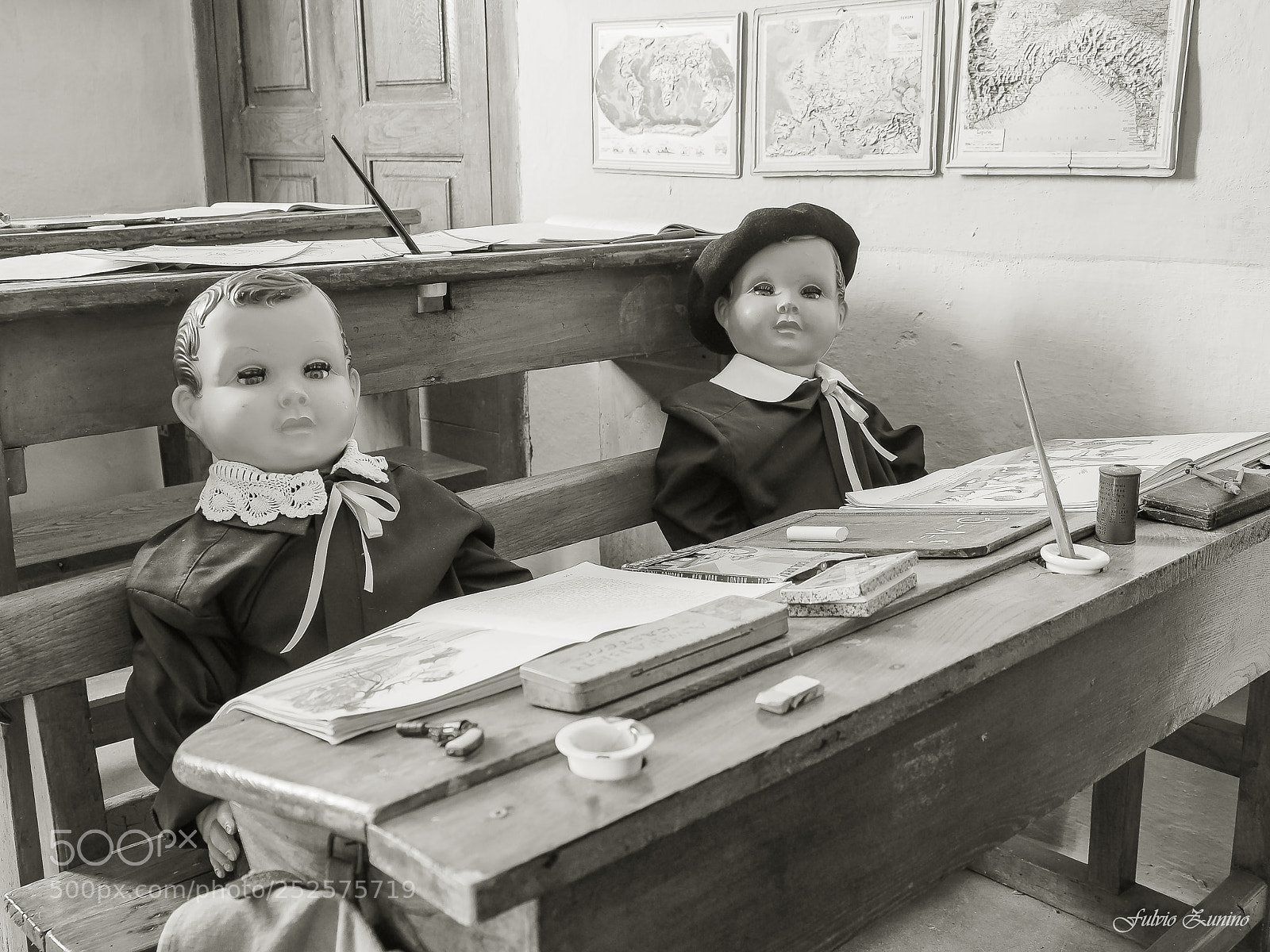 Olympus OM-D E-M1 Mark II sample photo. The school of memories 2 photography