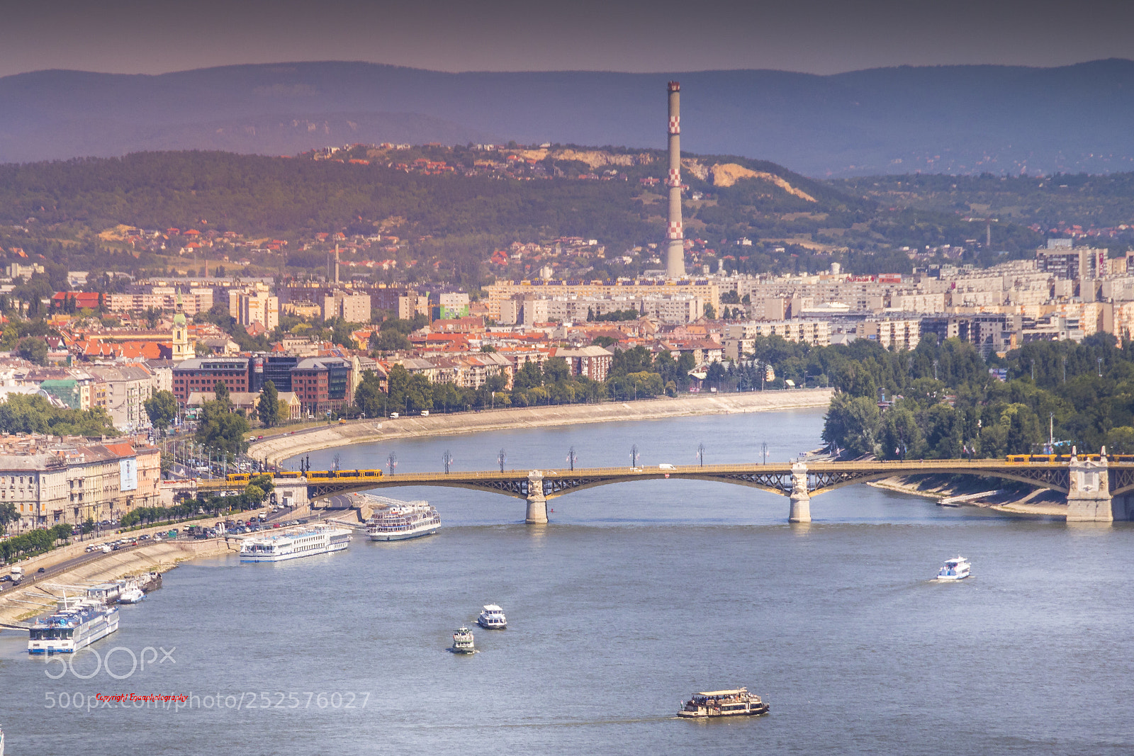Canon EOS 760D (EOS Rebel T6s / EOS 8000D) sample photo. Budapest photography