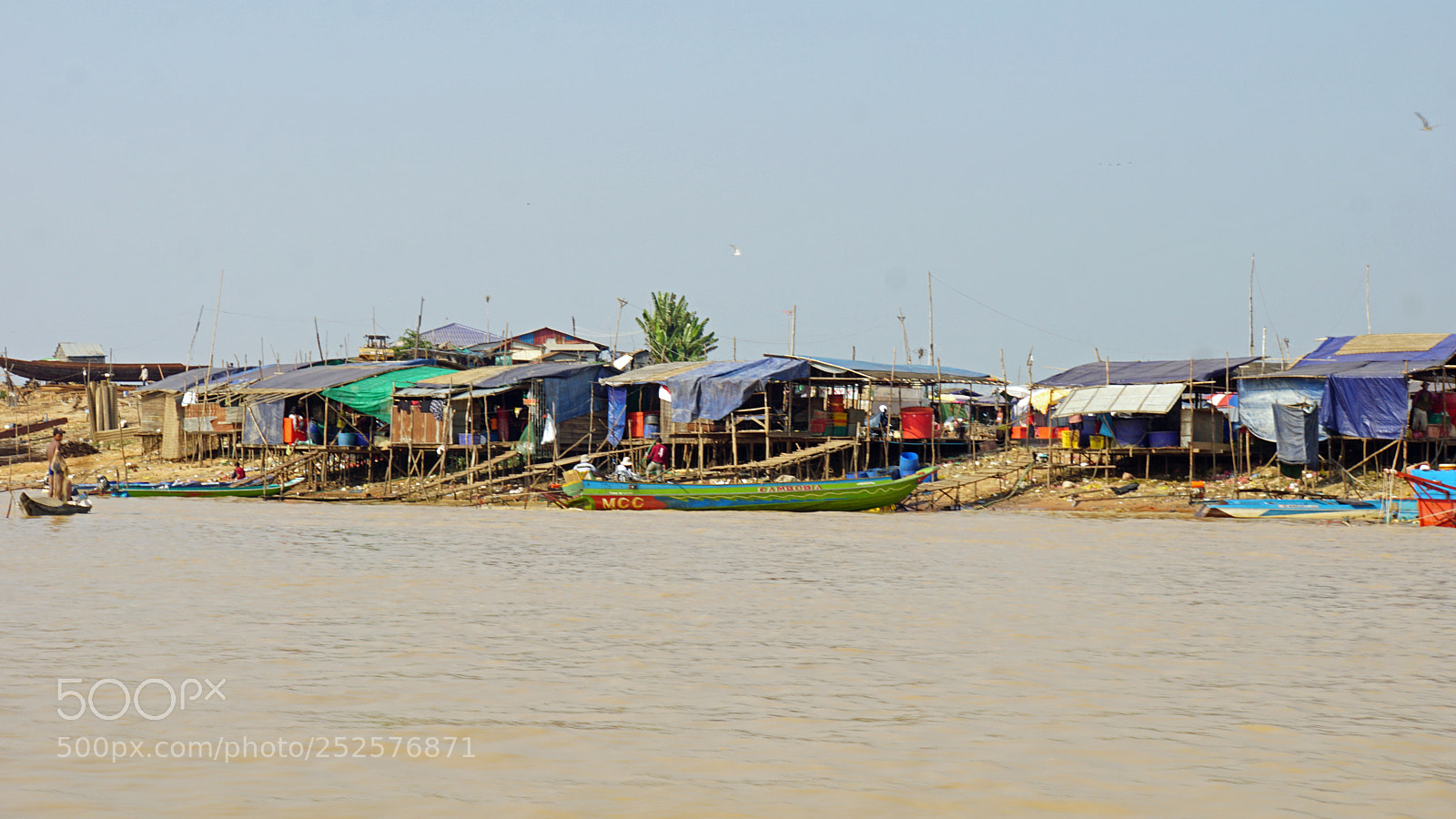 Sony a6000 sample photo. Floating villages on tonle photography