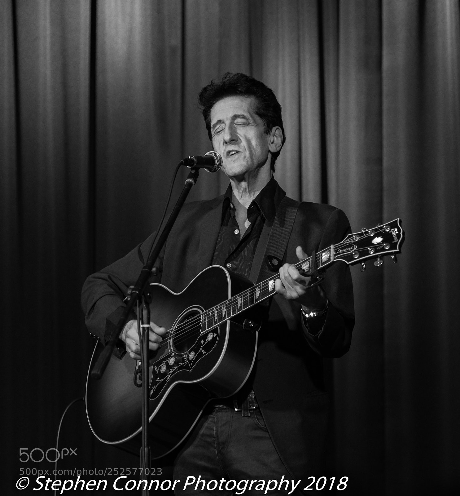 Nikon D600 sample photo. The roots music club photography