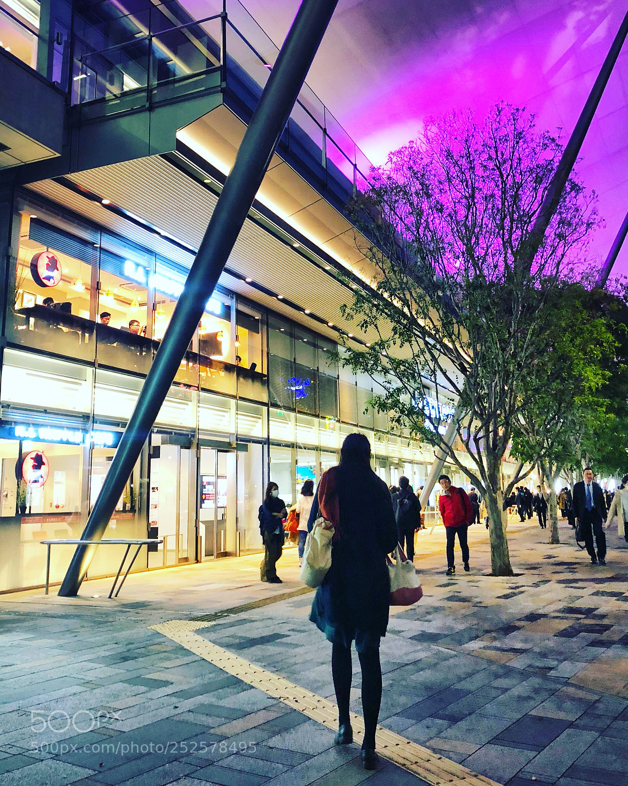 Apple iPhone X sample photo. Series of iphonex captures photography