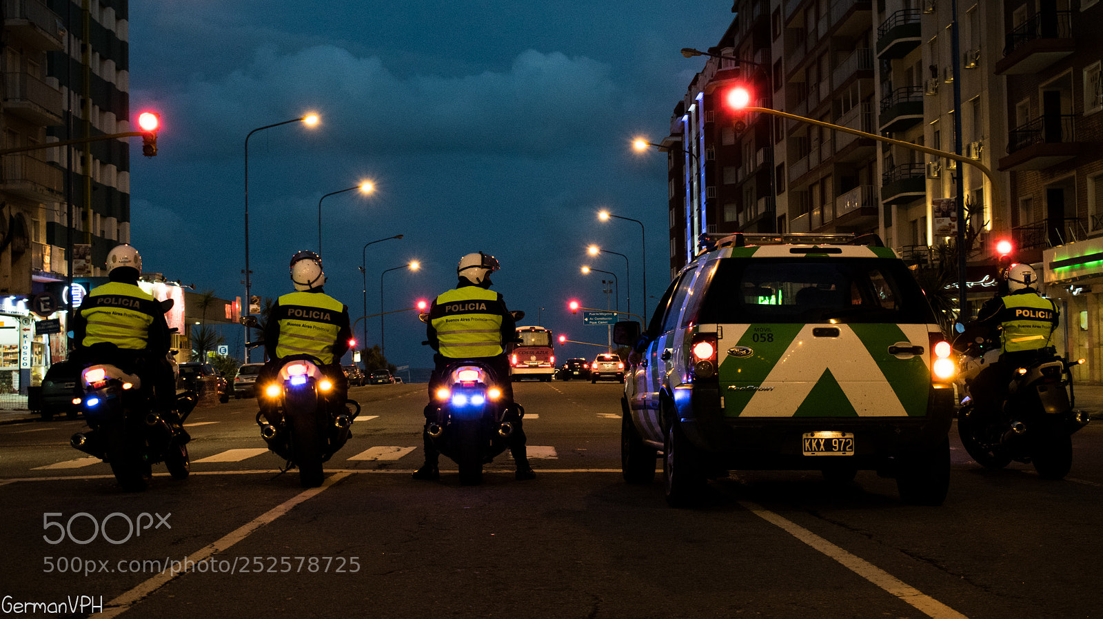 Nikon D5300 sample photo. Los polis photography