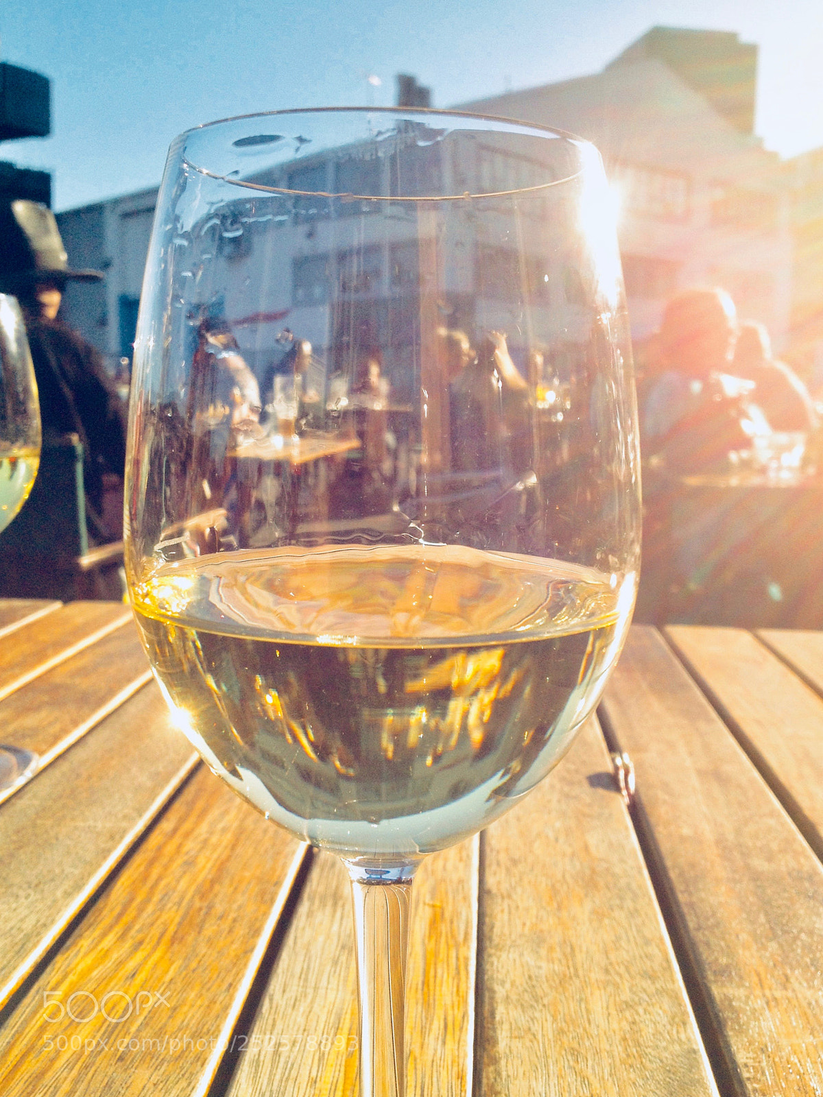 Apple iPhone 4S sample photo. Glass of wine and photography
