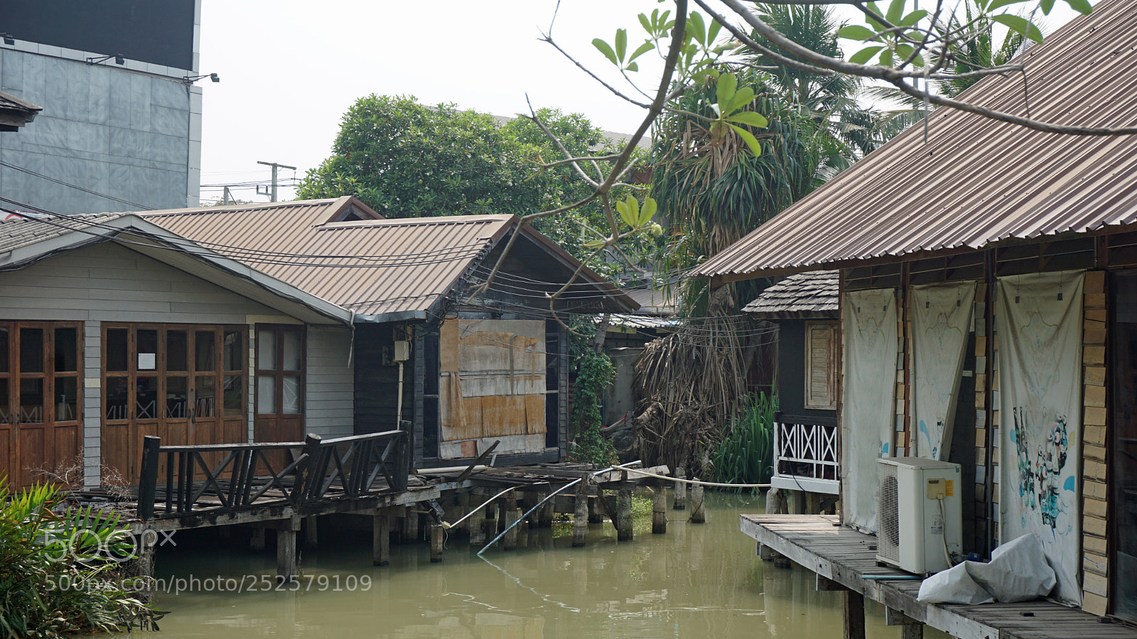 Sony a6000 sample photo. Pattaya flaoting market photography