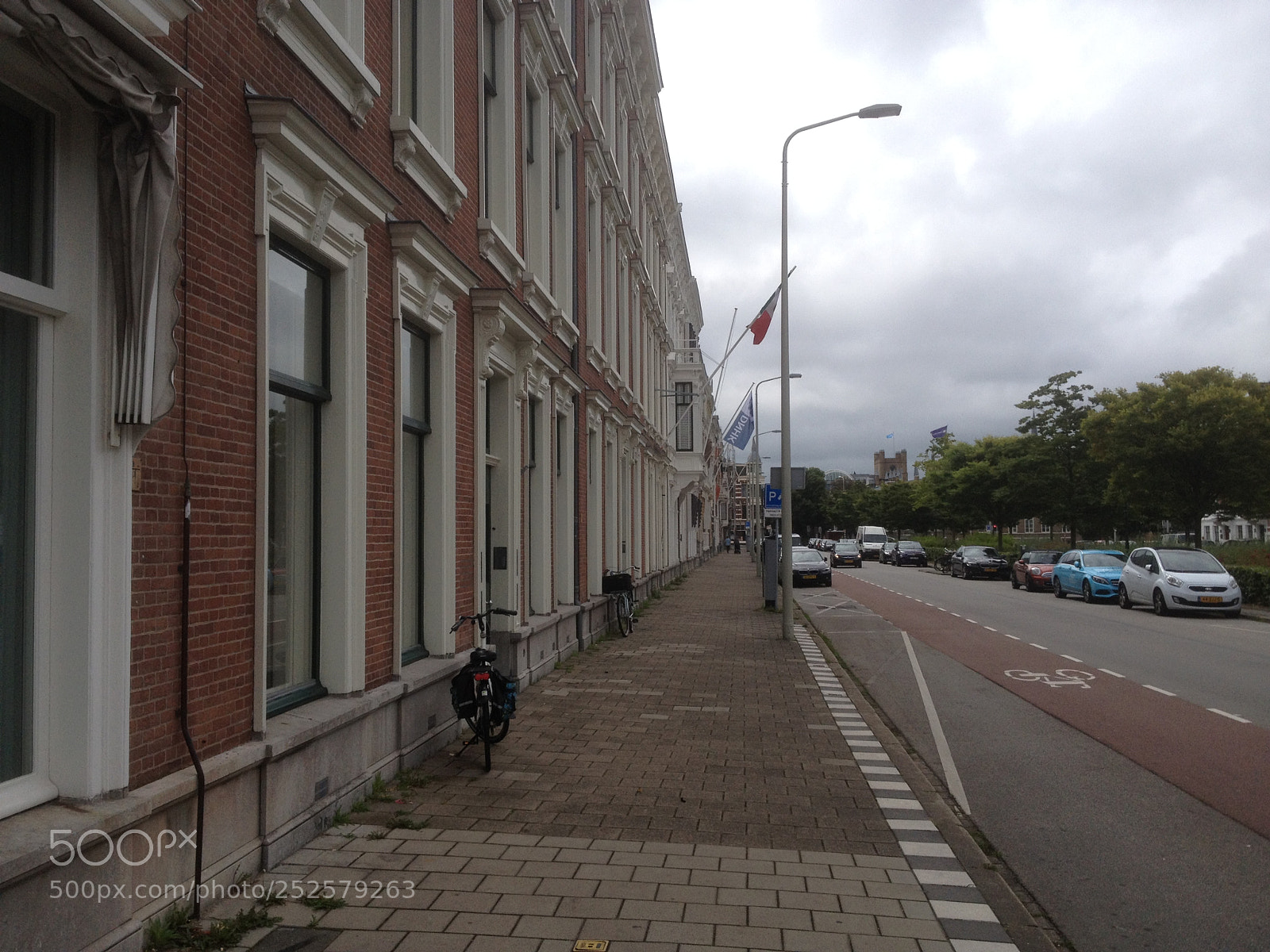 Apple iPhone 4S sample photo. Nassauplein photography
