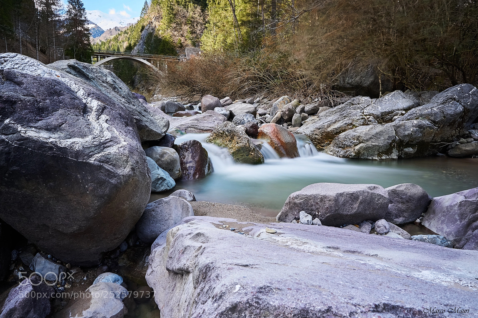 Sony a6000 sample photo. On the river photography