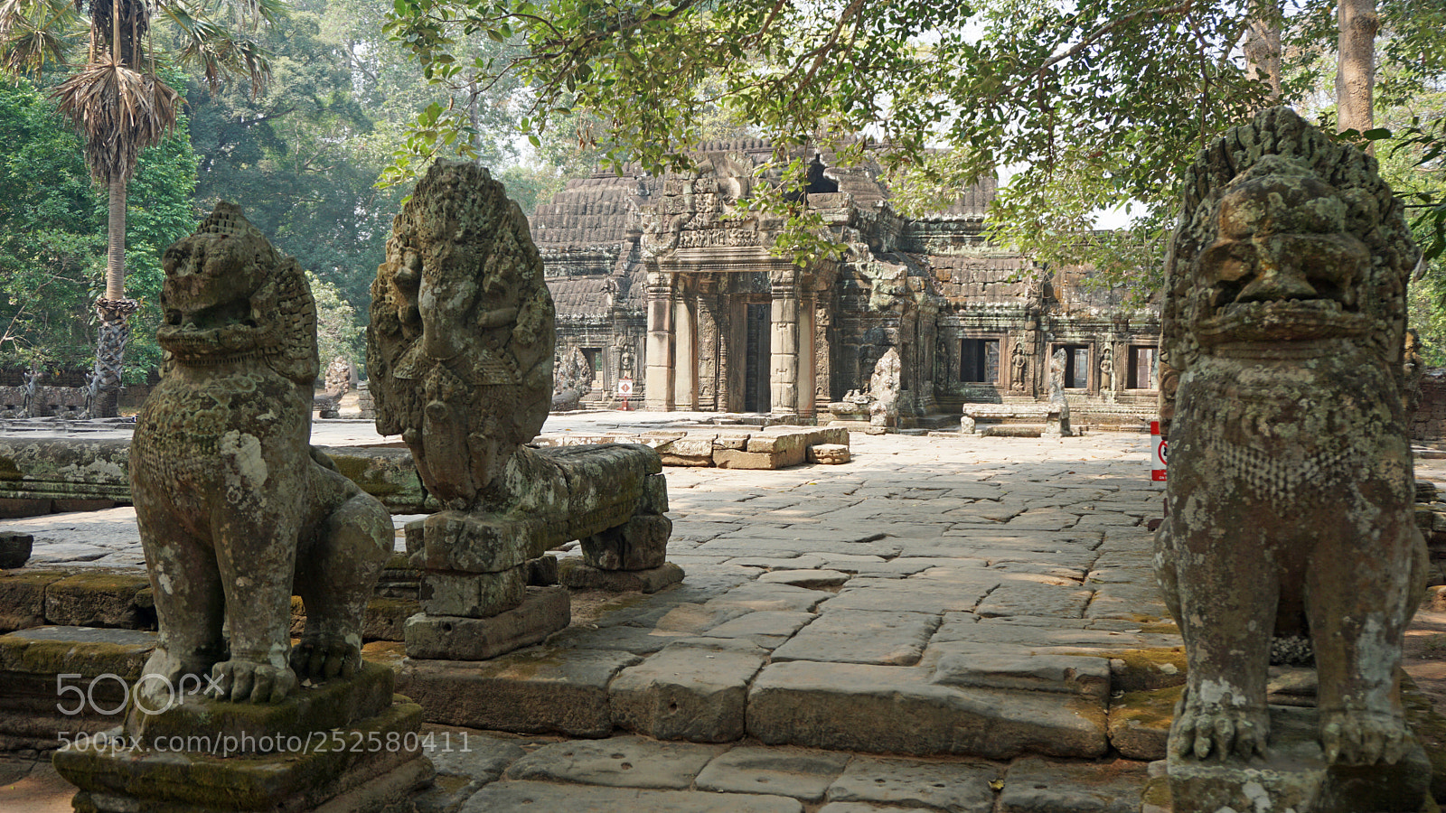 Sony a6000 sample photo. Ankor wat temple complex photography