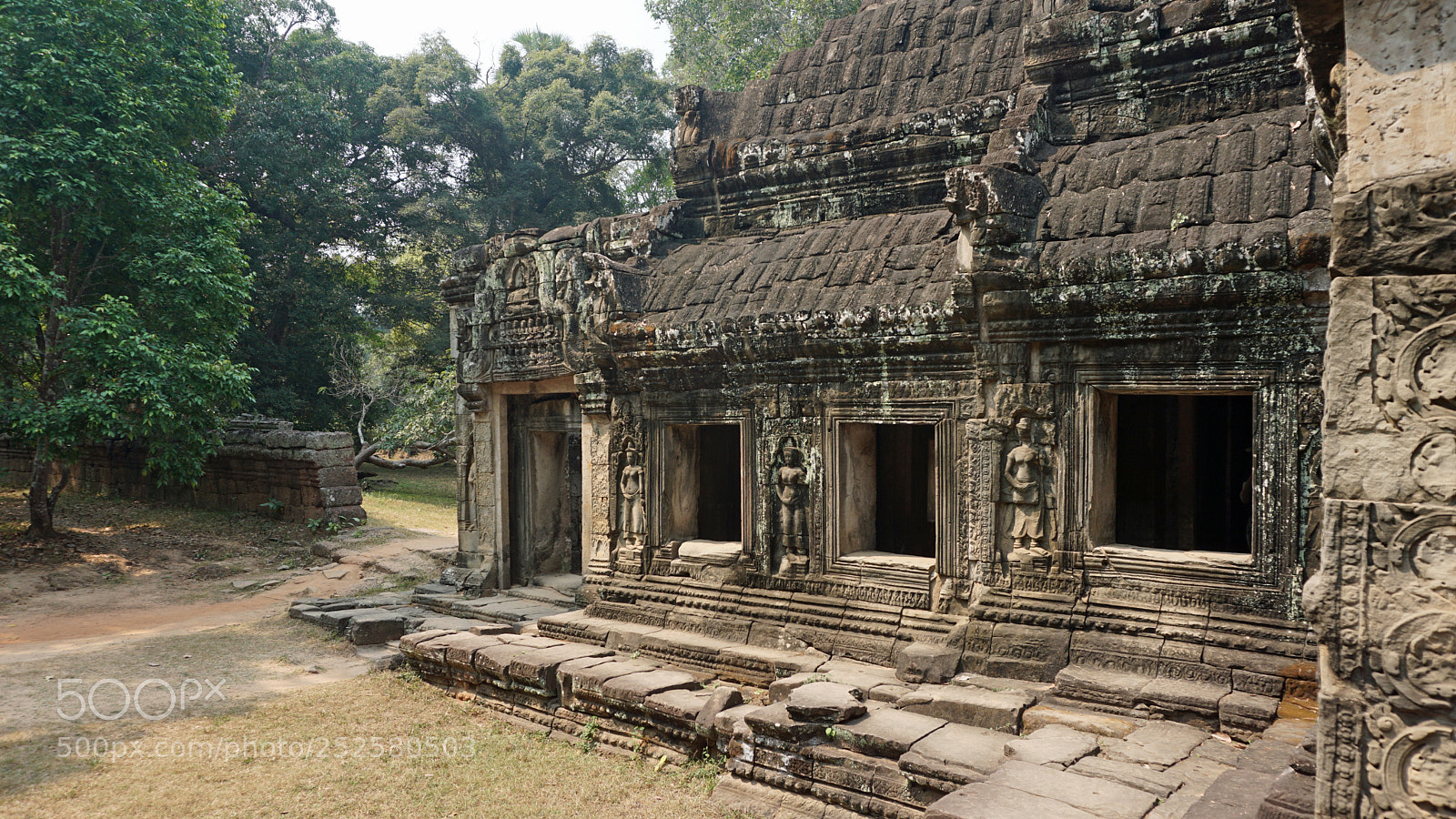 Sony a6000 sample photo. Ankor wat temple complex photography