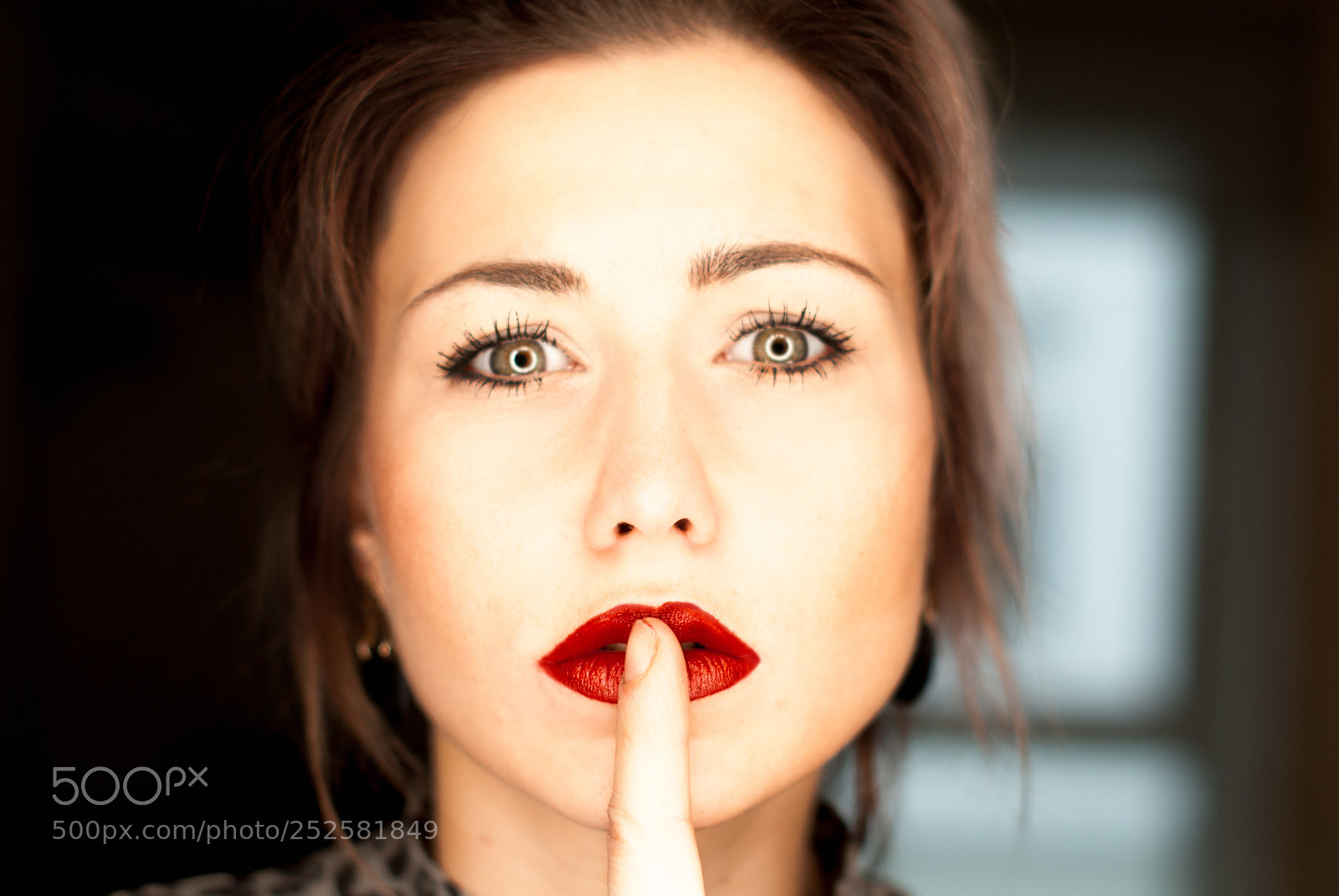 Nikon D3000 sample photo. The secret photography