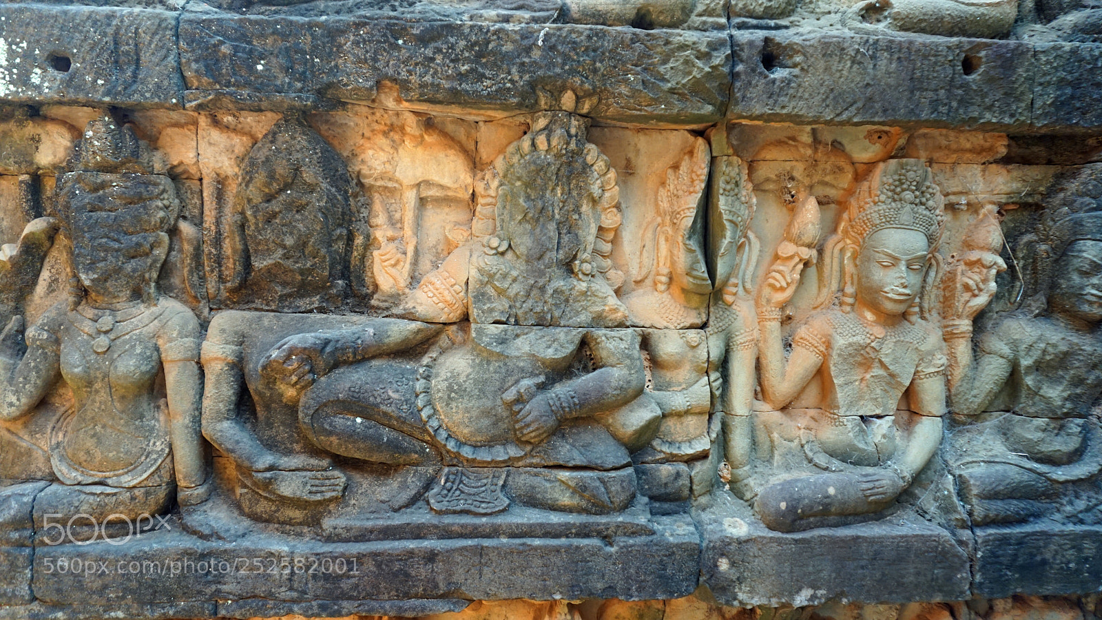 Sony a6000 sample photo. Angkor wat wall figures photography