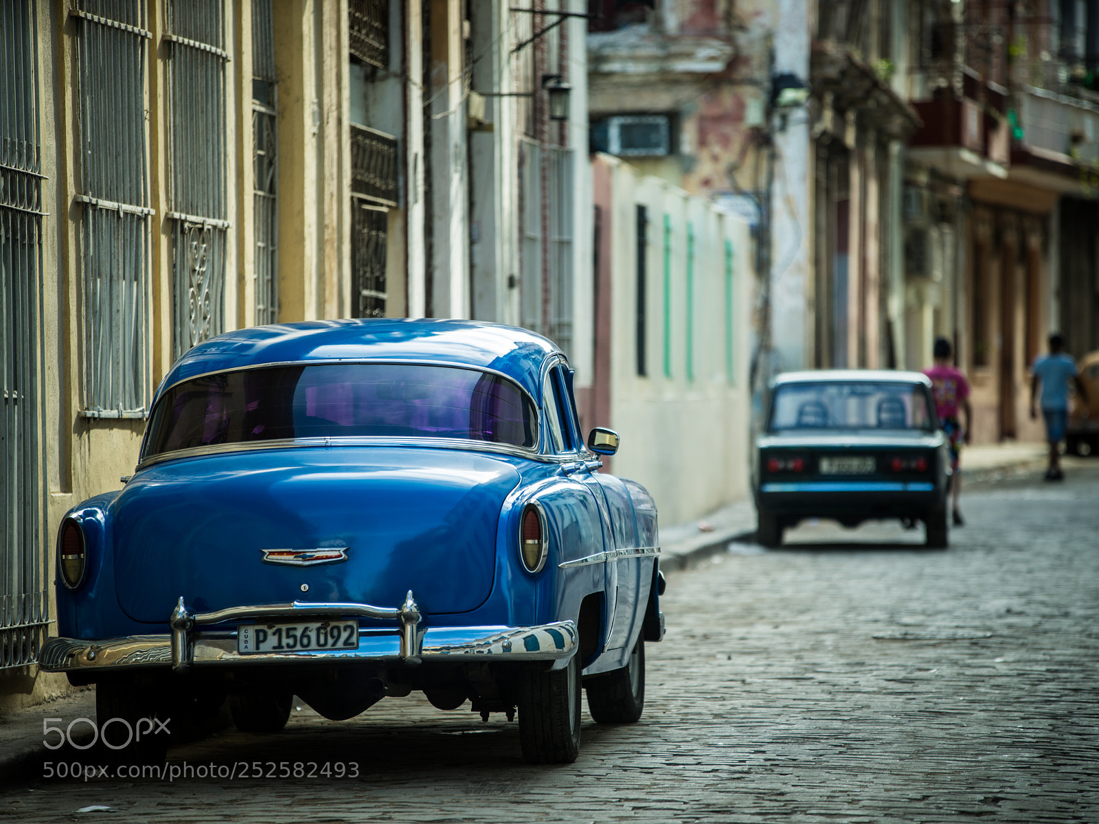 Sony a7R sample photo. Blue car photography