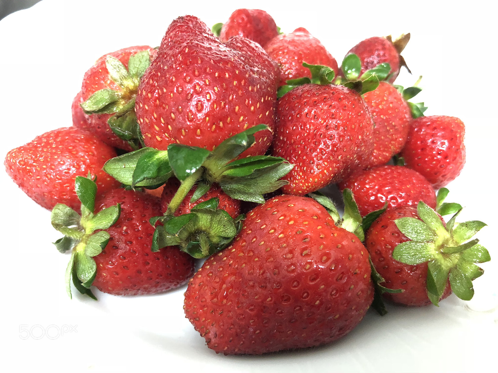 Apple iPhone 8 sample photo. Organic strawberries  photography