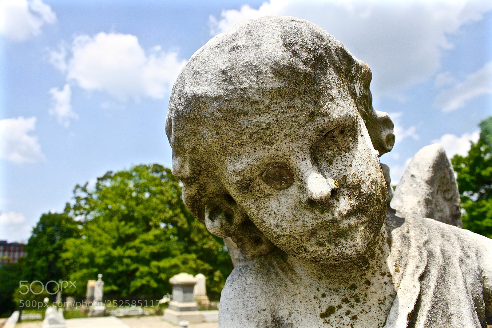 Canon EOS 1000D (EOS Digital Rebel XS / EOS Kiss F) sample photo. Oakland cemetery cherub, atlanta photography