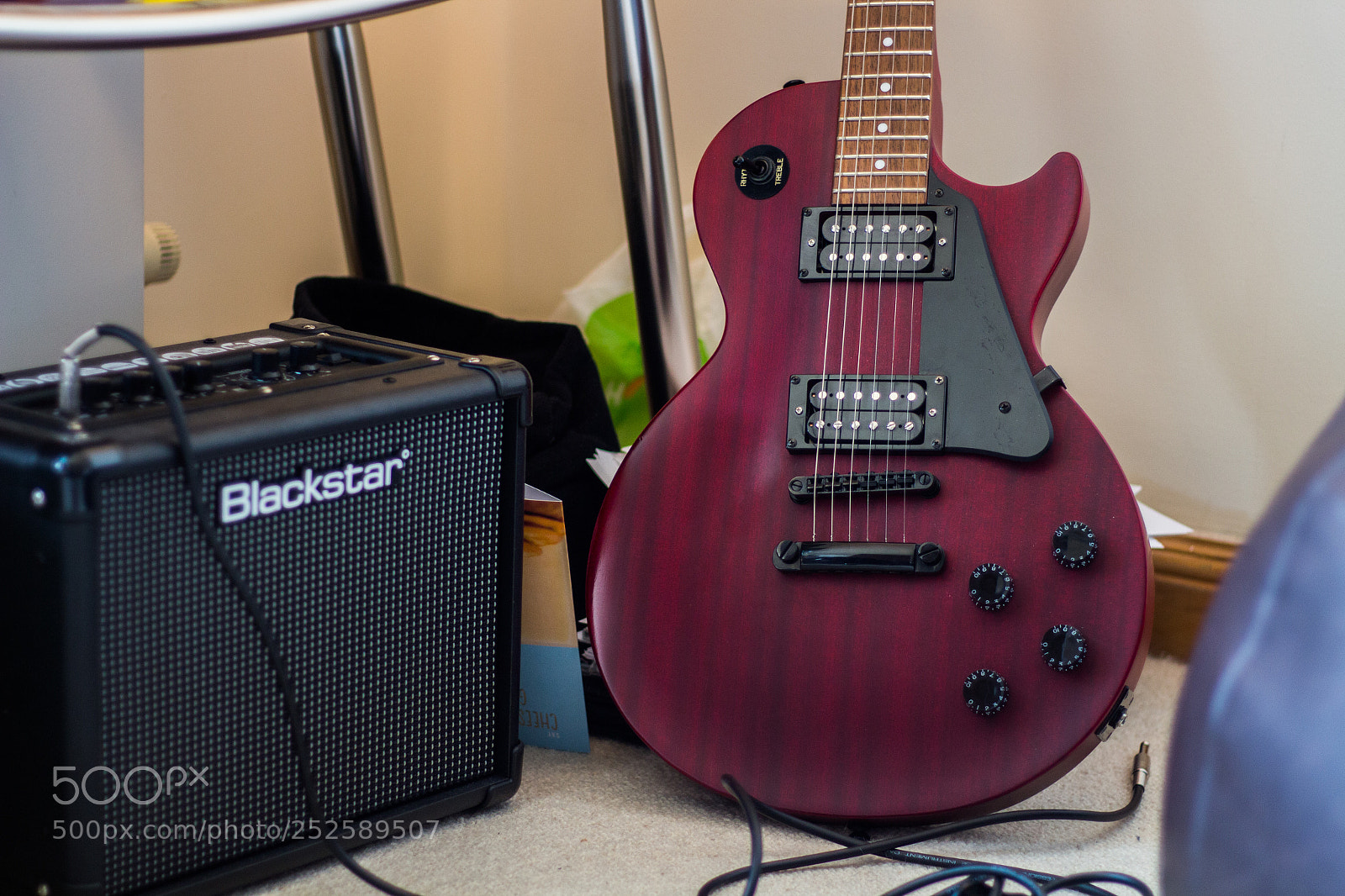 Canon EOS 700D (EOS Rebel T5i / EOS Kiss X7i) sample photo. Custom epiphone les paul photography