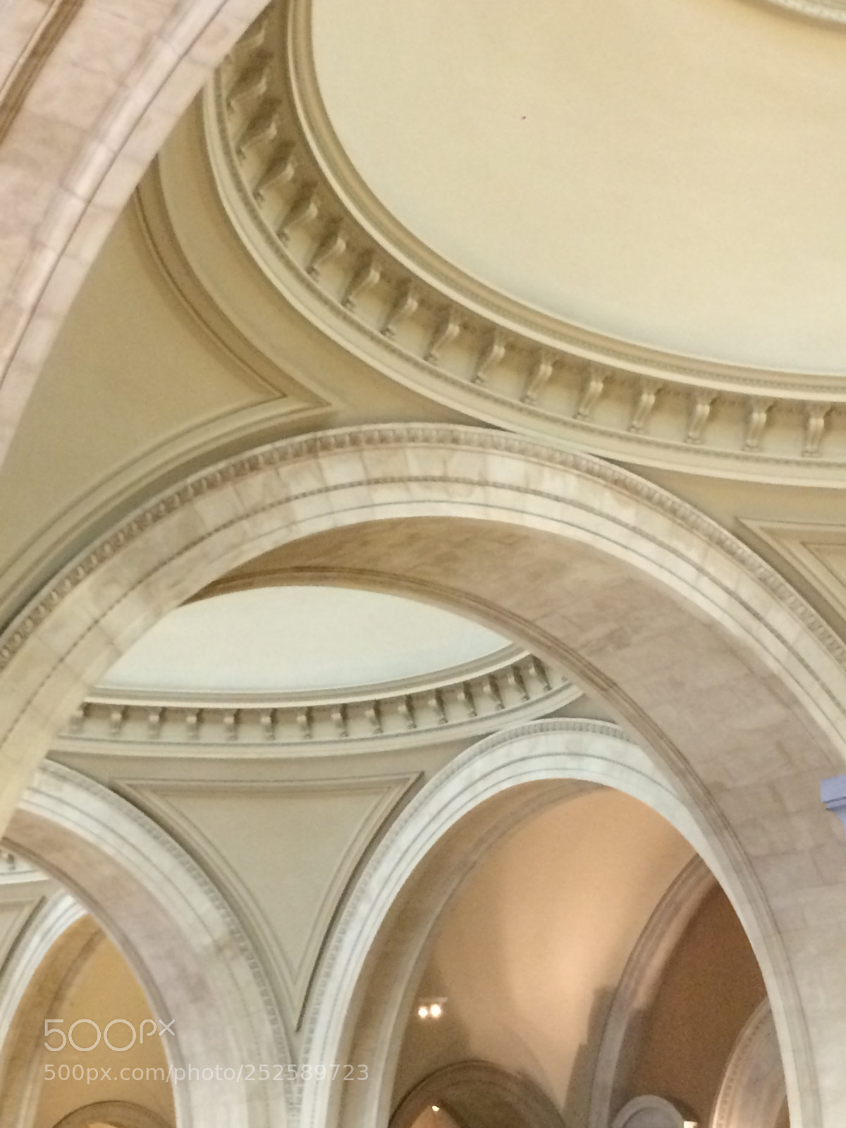 Apple iPhone 5s sample photo. Museum arches photography