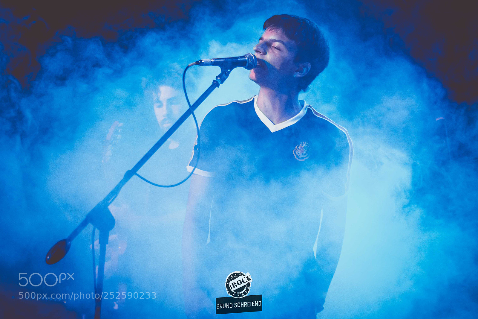 Nikon D3100 sample photo. Singer with blue smoke photography