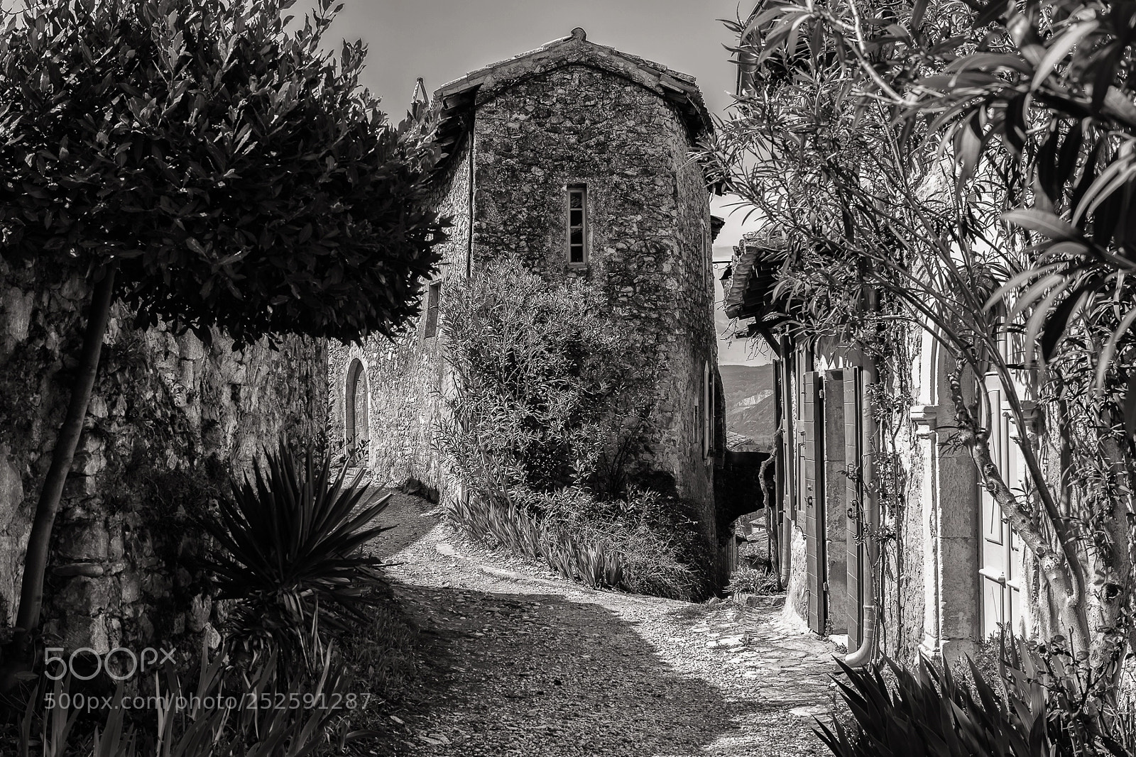 Canon EOS 5D Mark II sample photo. Little village mirmande in photography