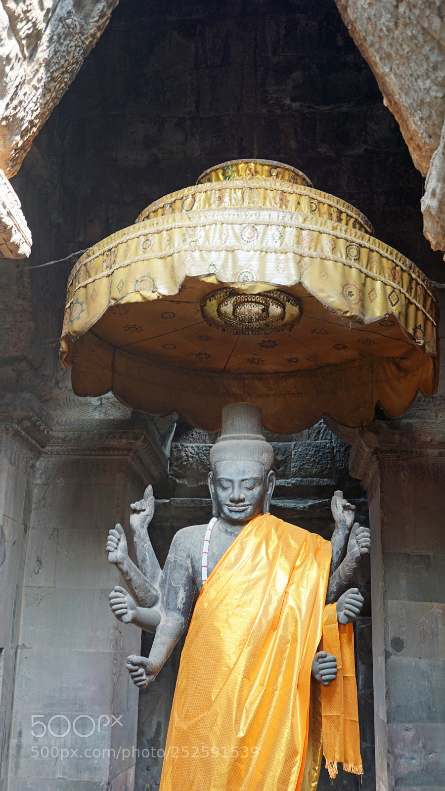 Sony a6000 sample photo. Buddha statue in angkor photography