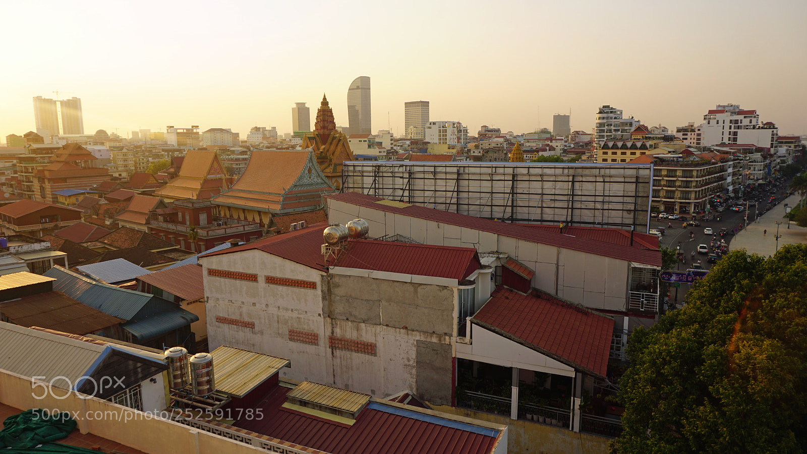 Sony a6000 sample photo. Phnom penh landmark photography