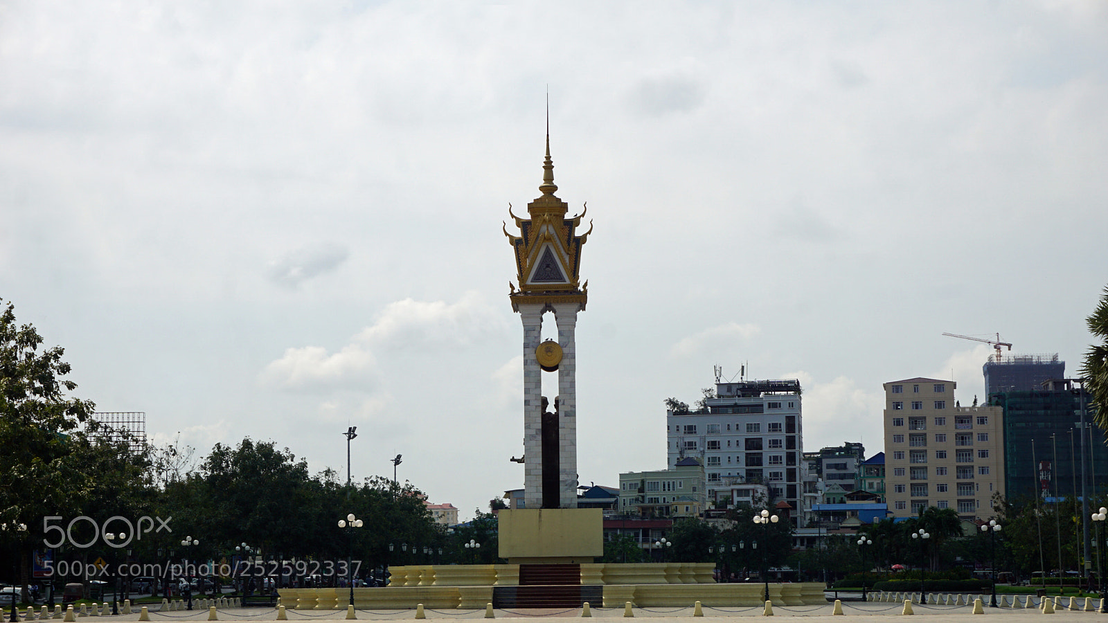 Sony a6000 sample photo. Phnom penh landmark photography