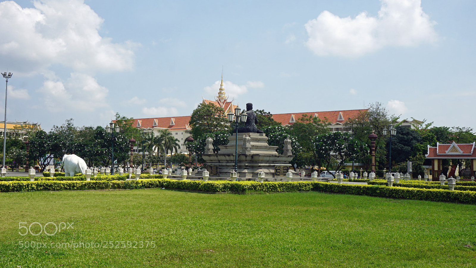 Sony a6000 sample photo. Phnom penh landmark photography