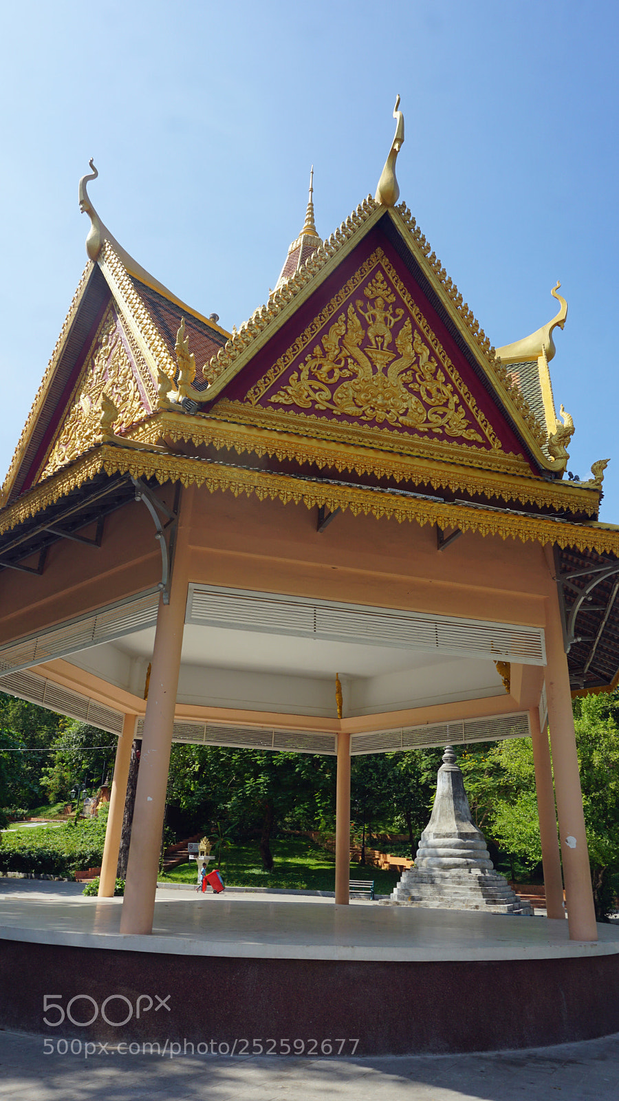 Sony a6000 sample photo. Wat phnom temple complex photography